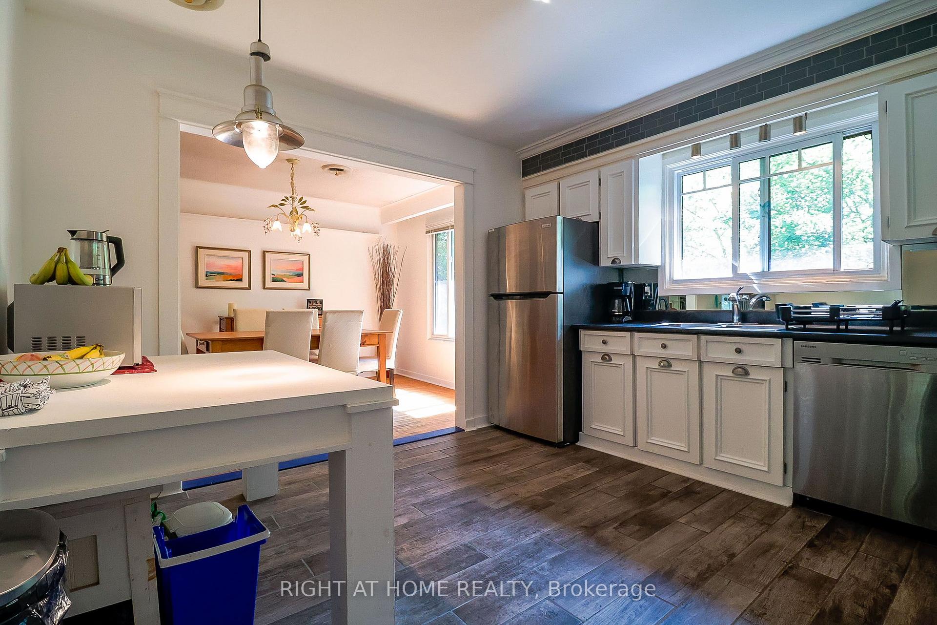 Photo 5 of 2 Cedarview Drive, Scarborough, Centennial Scarborough — HOMEH