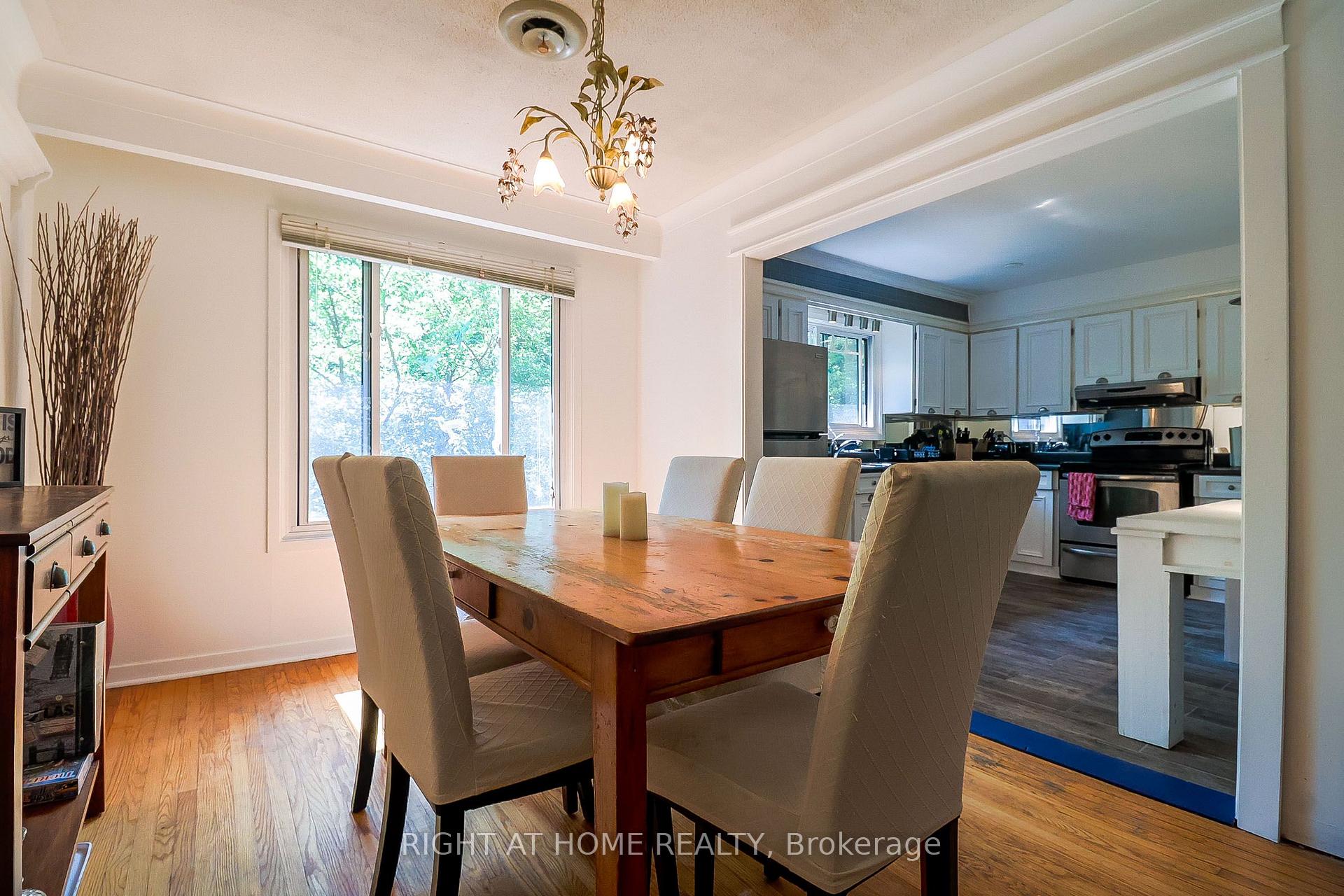 Photo 6 of 2 Cedarview Drive, Scarborough, Centennial Scarborough — HOMEH