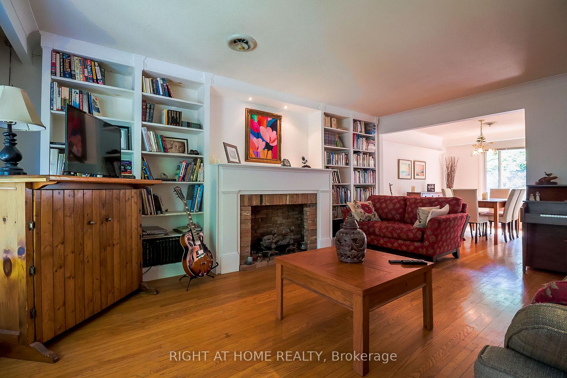 Photo 9 of 2 Cedarview Drive, Scarborough, Centennial Scarborough — HOMEH