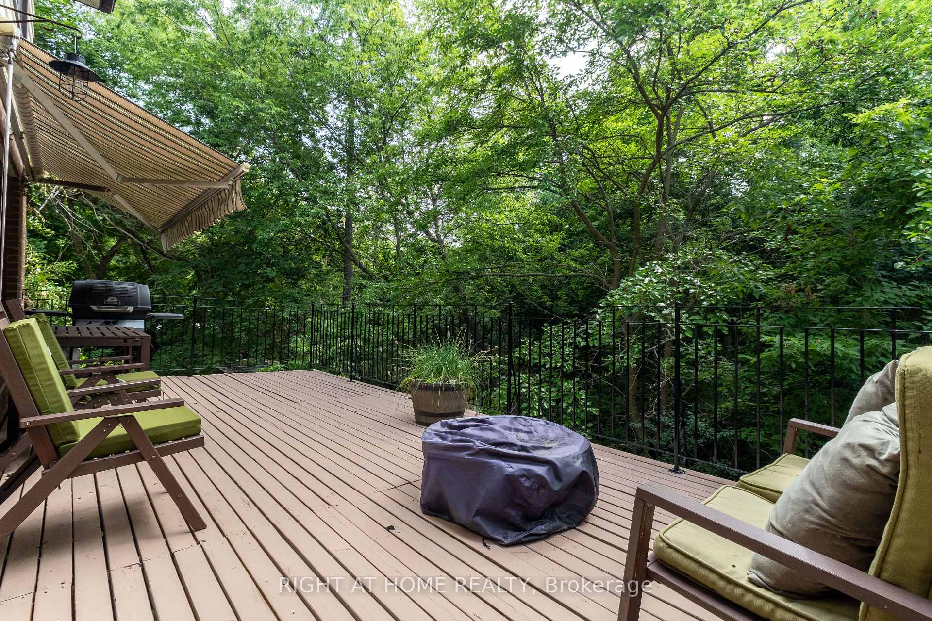 Photo 21 of 2 Cedarview Drive, Scarborough, Centennial Scarborough — HOMEH