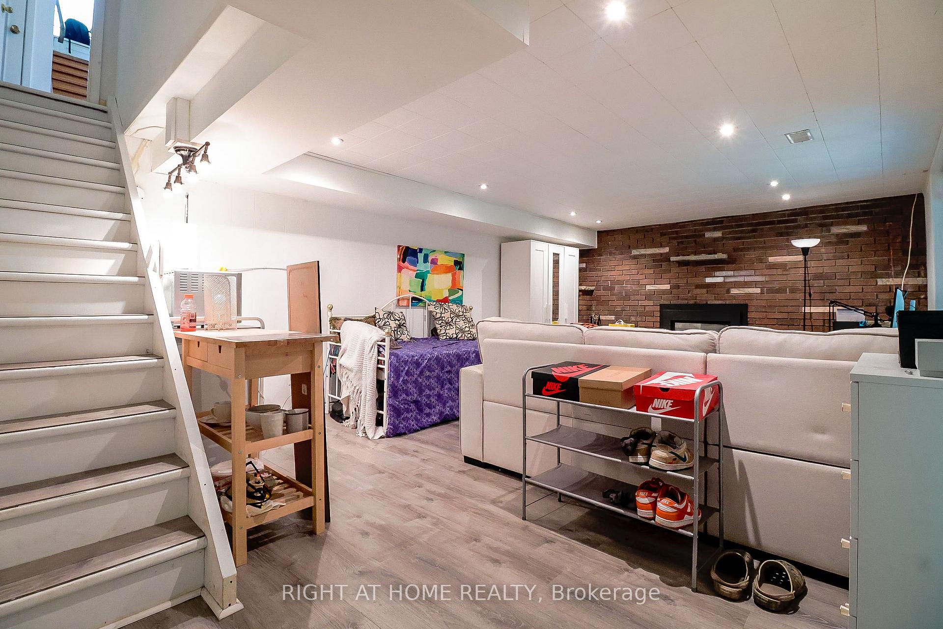 Photo 25 of 2 Cedarview Drive, Scarborough, Centennial Scarborough — HOMEH