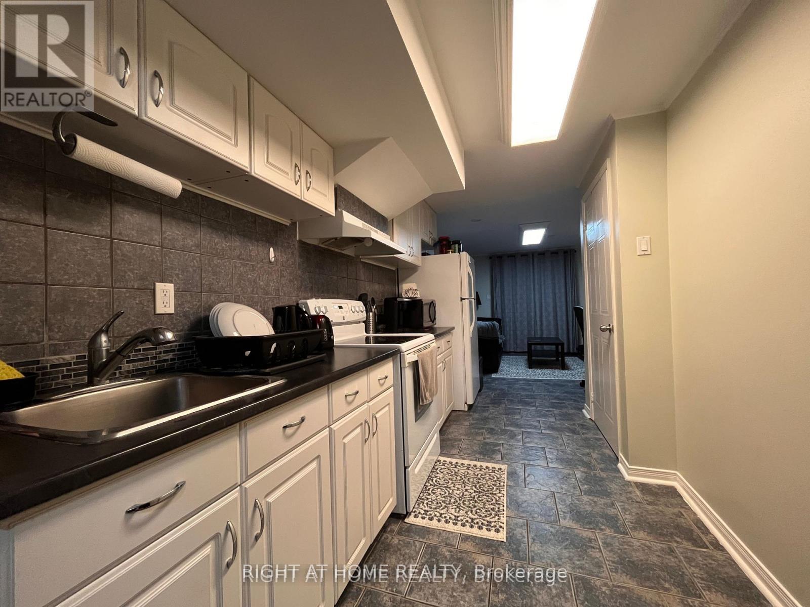 Photo 5 of Unit Lower, 70 Fairmeadow Place, Whitby, Blue Grass Meadows — HOMEH