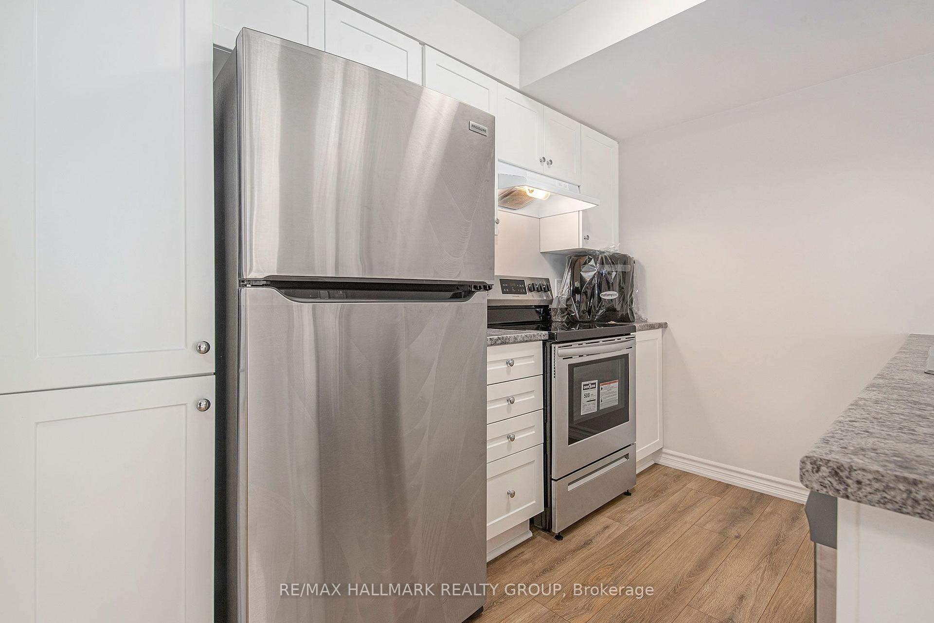 Photo 7 of 279 Zenith Private, Ottawa, Barrhaven - Half Moon Bay — HOMEH