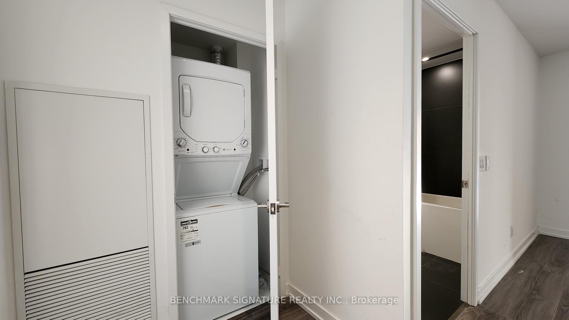 Photo 4 of Unit 2512, 20 Edward Street, Toronto, Bay Street Corridor — HOMEH