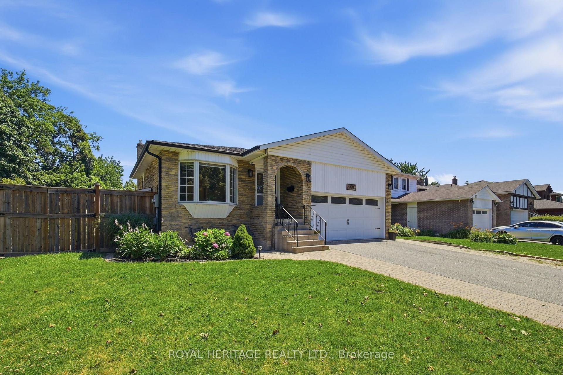 Photo 1 of 321 Salerno Street, Oshawa, McLaughlin — HOMEH