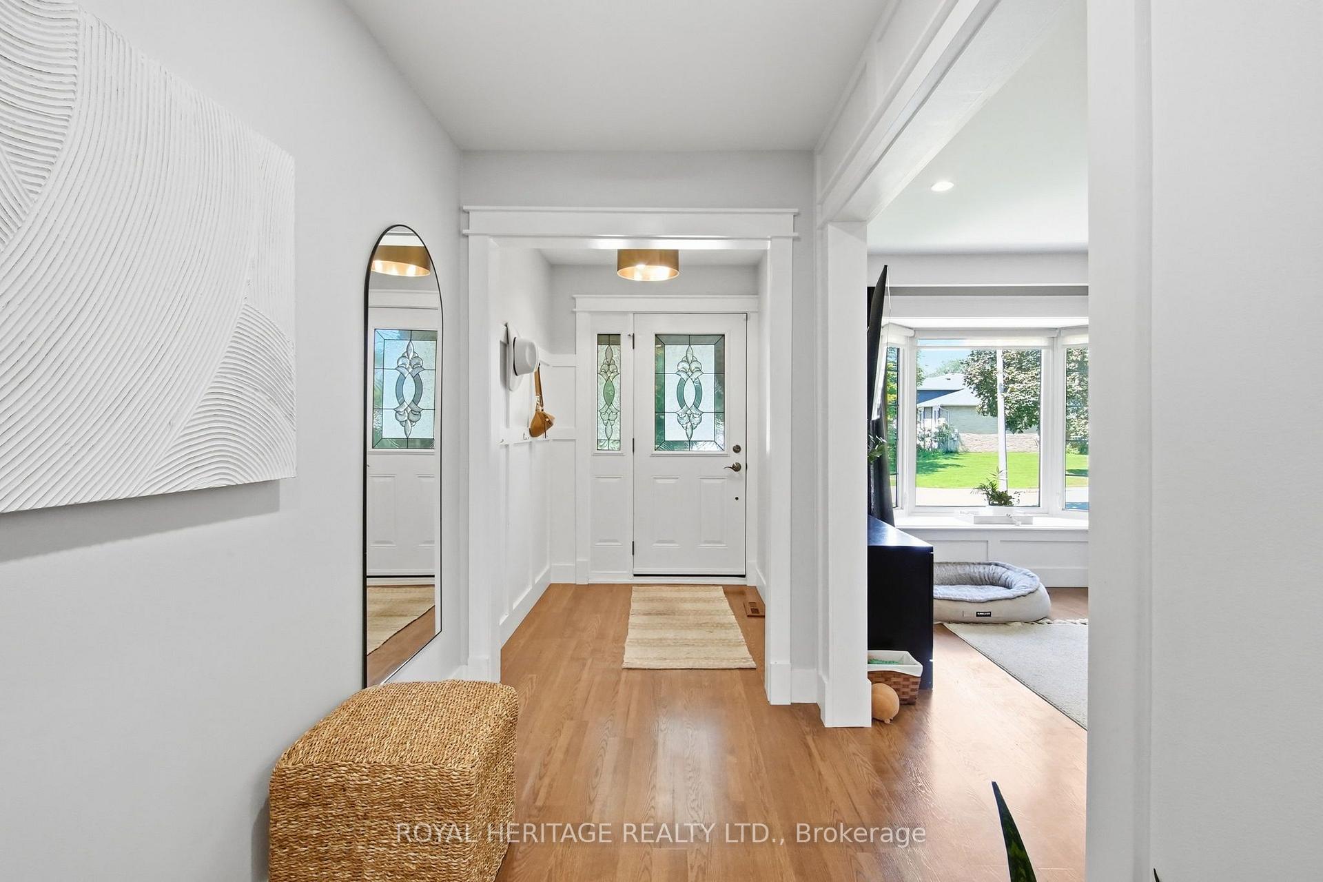 Photo 2 of 321 Salerno Street, Oshawa, McLaughlin — HOMEH