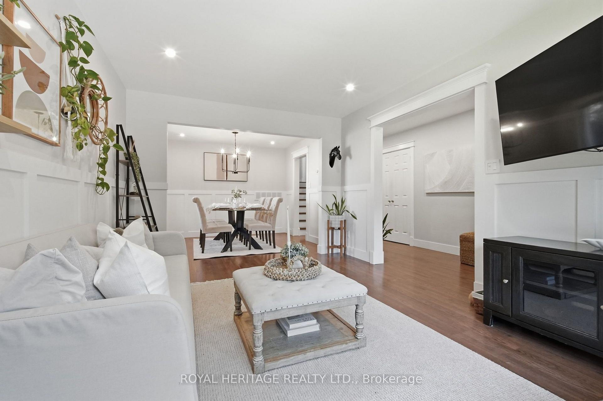 Photo 4 of 321 Salerno Street, Oshawa, McLaughlin — HOMEH