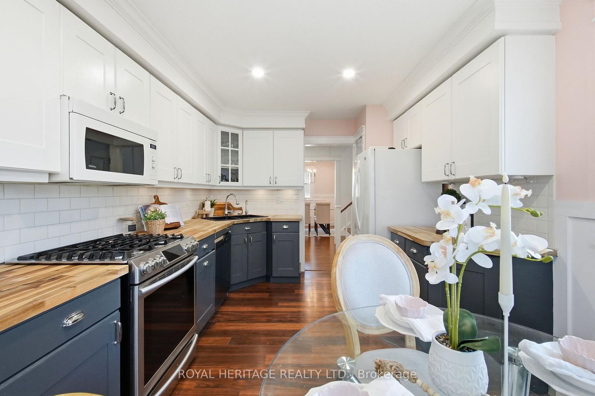 Photo 8 of 321 Salerno Street, Oshawa, McLaughlin — HOMEH