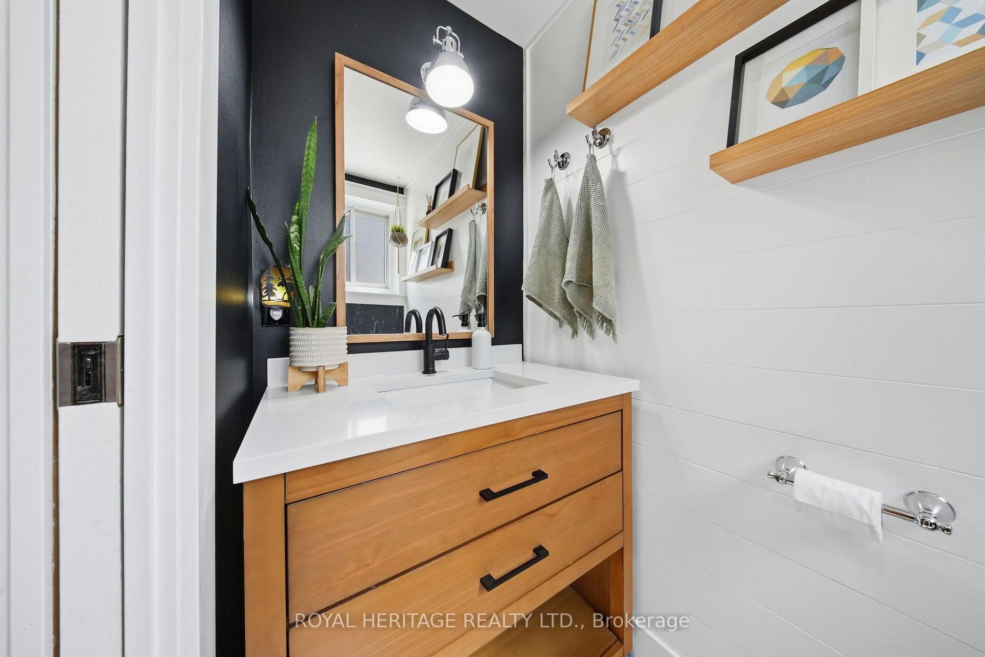 Photo 19 of 321 Salerno Street, Oshawa, McLaughlin — HOMEH