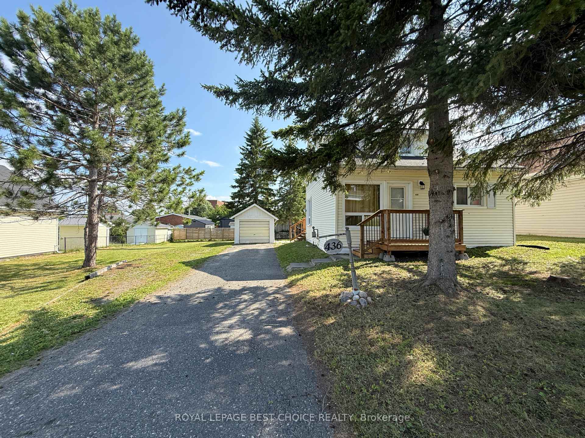 Photo 2 of 436 Cecil Street, Temiskaming Shores, Haileybury — HOMEH