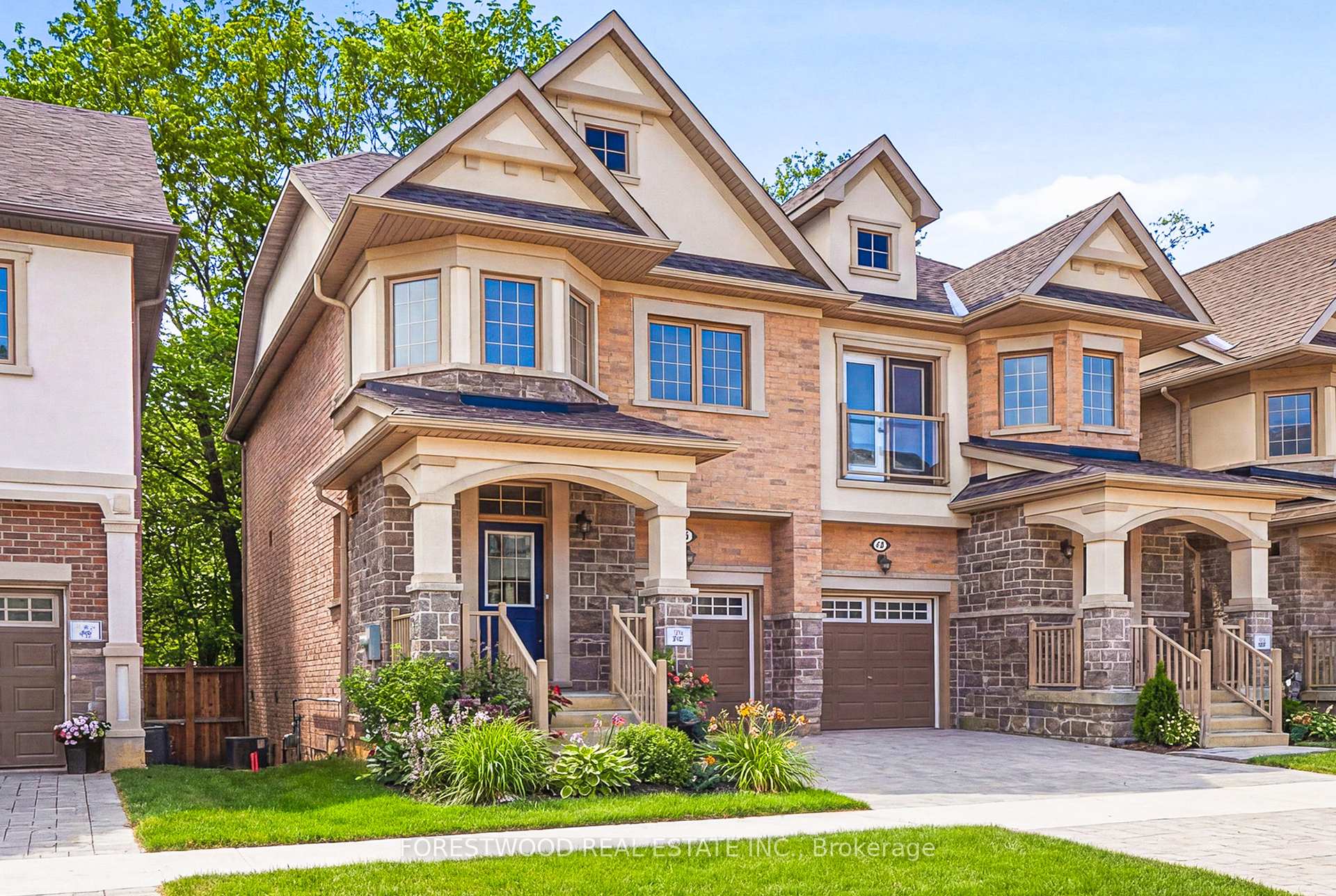 Front of 9 Deer Creek Court