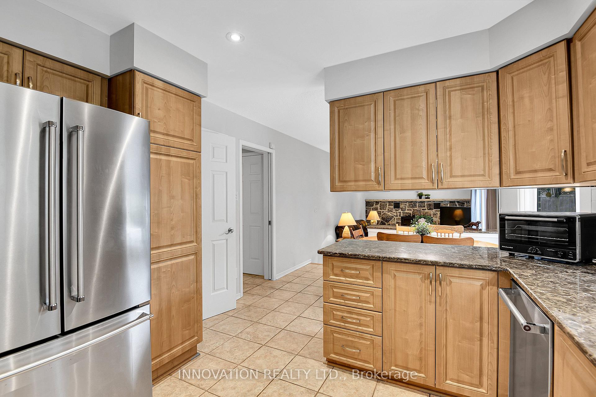 Photo 11 of 27 Cullen Court, Ottawa, Manordale — HOMEH
