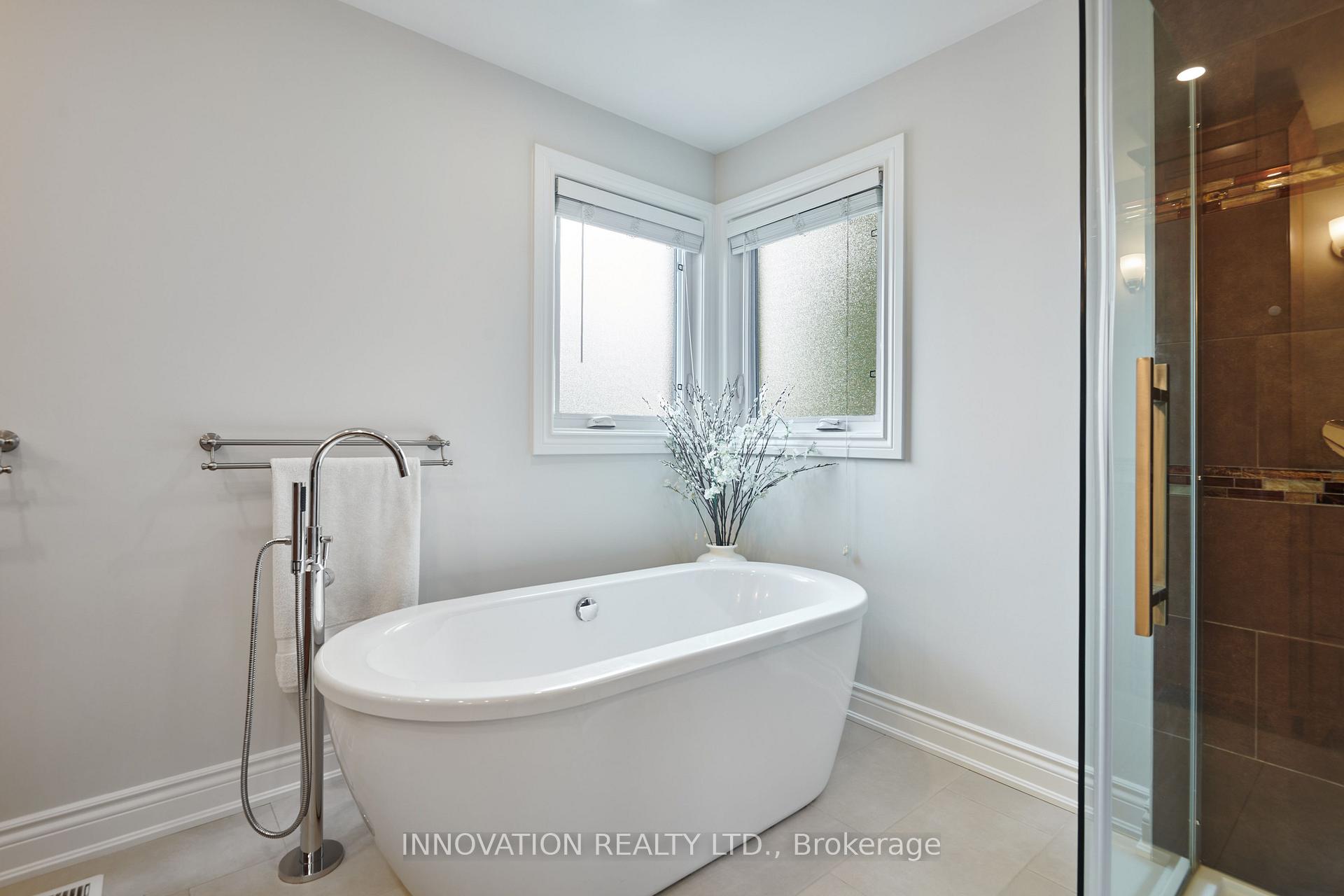 Photo 19 of 27 Cullen Court, Ottawa, Manordale — HOMEH