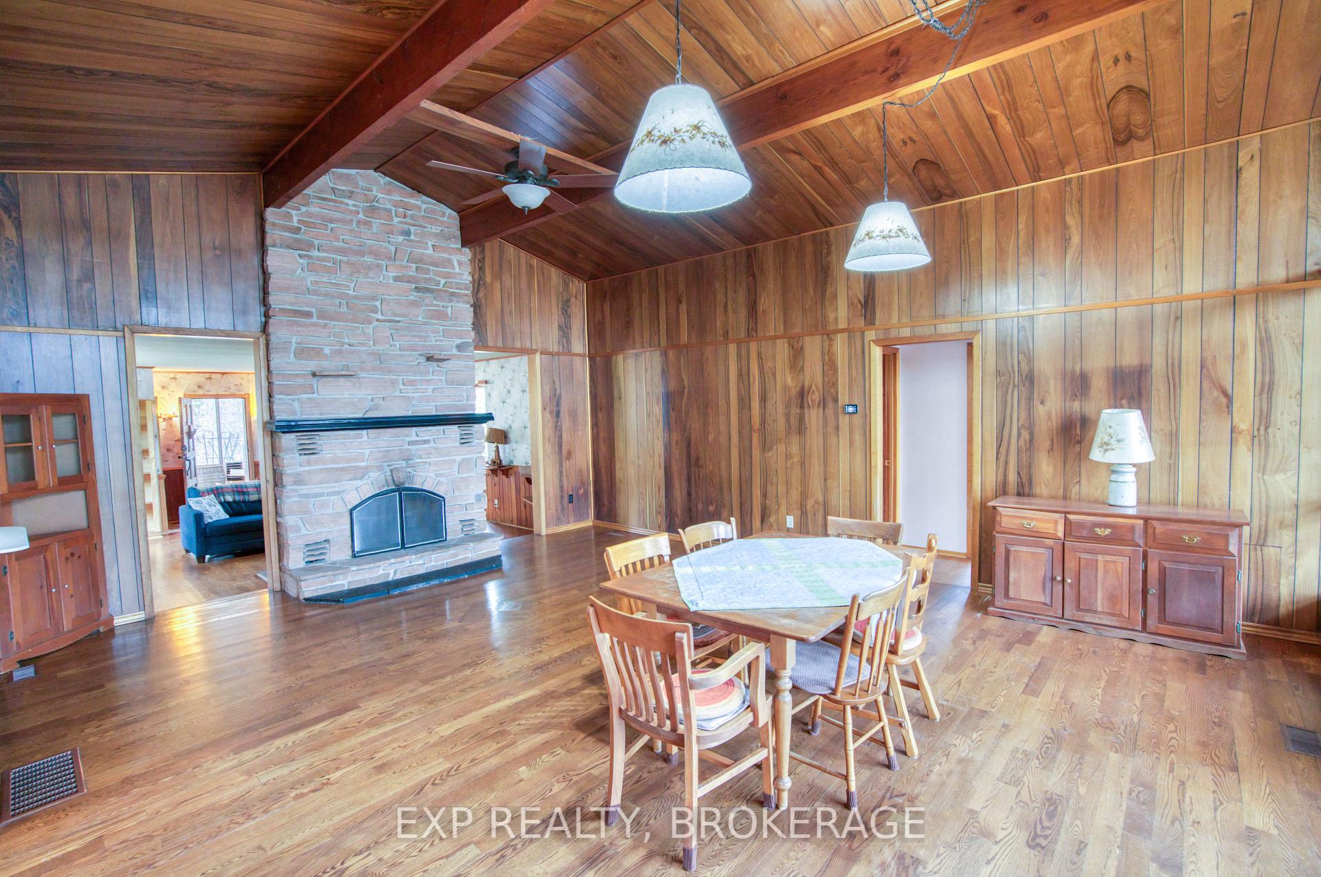 Photo 7 of 1026 Desert Creek Lane, Frontenac, Frontenac South — HOMEH