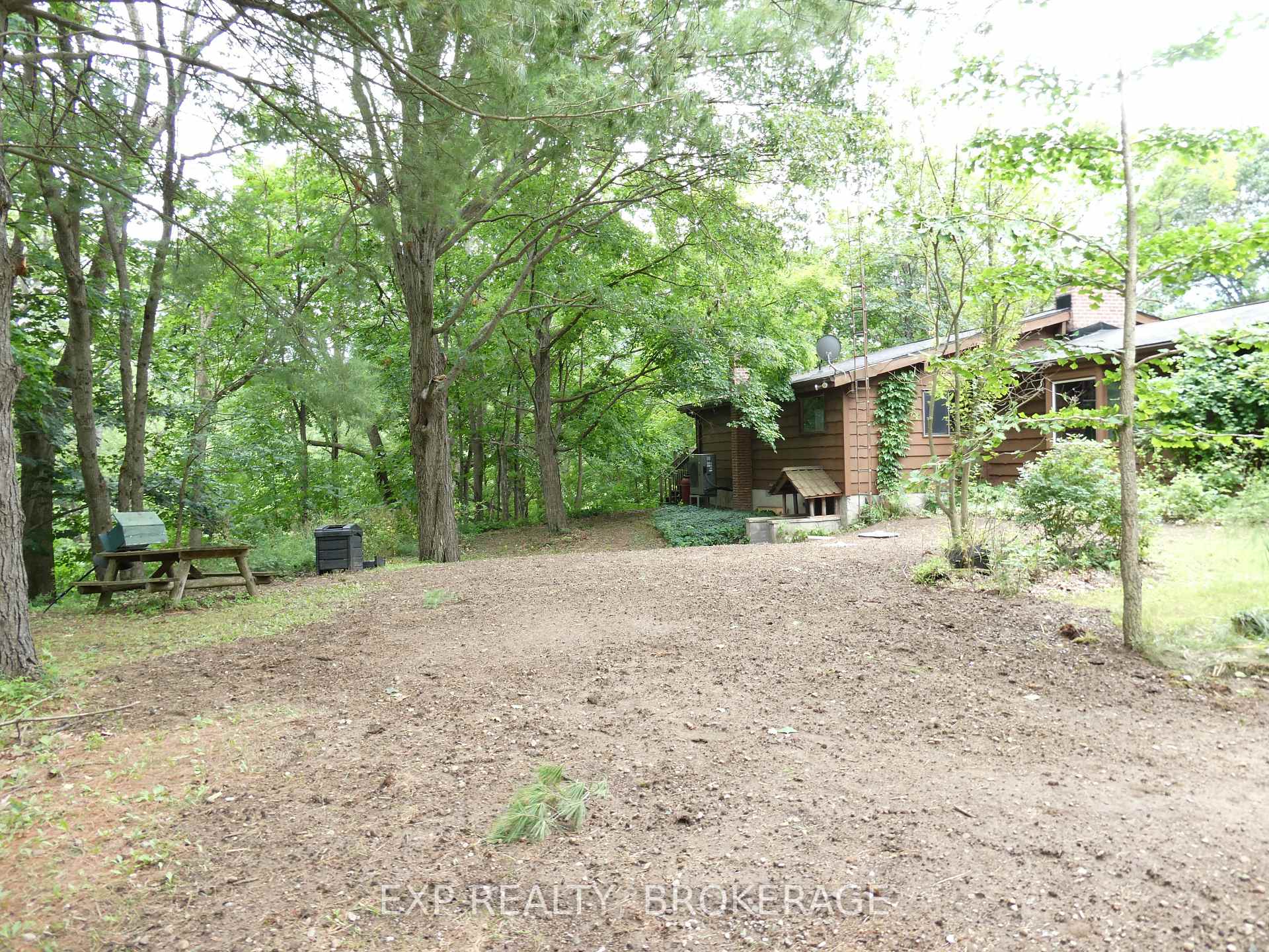 Photo 38 of 1026 Desert Creek Lane, Frontenac, Frontenac South — HOMEH