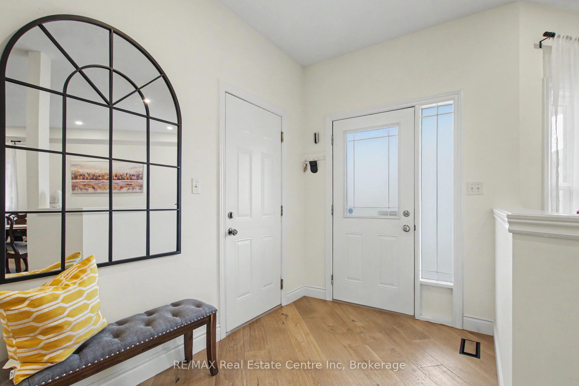 Photo 5 of 52 Washburn Drive, Guelph, Grange Road — HOMEH