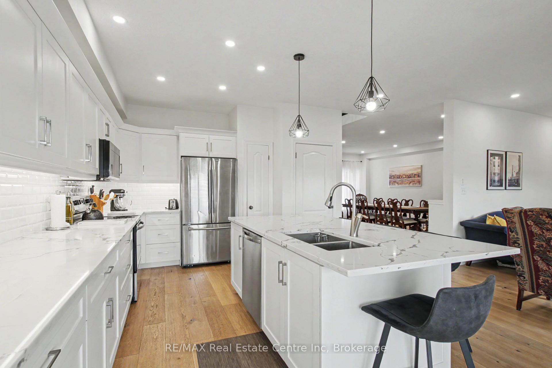 Photo 9 of 52 Washburn Drive, Guelph, Grange Road — HOMEH