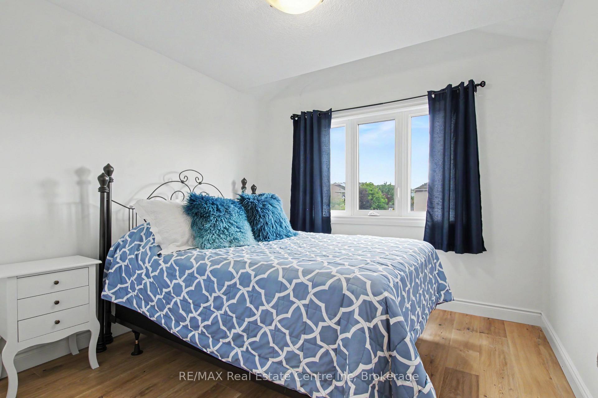 Photo 21 of 52 Washburn Drive, Guelph, Grange Road — HOMEH