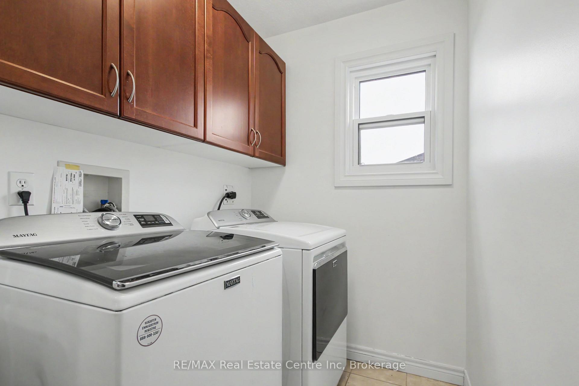 Photo 24 of 52 Washburn Drive, Guelph, Grange Road — HOMEH