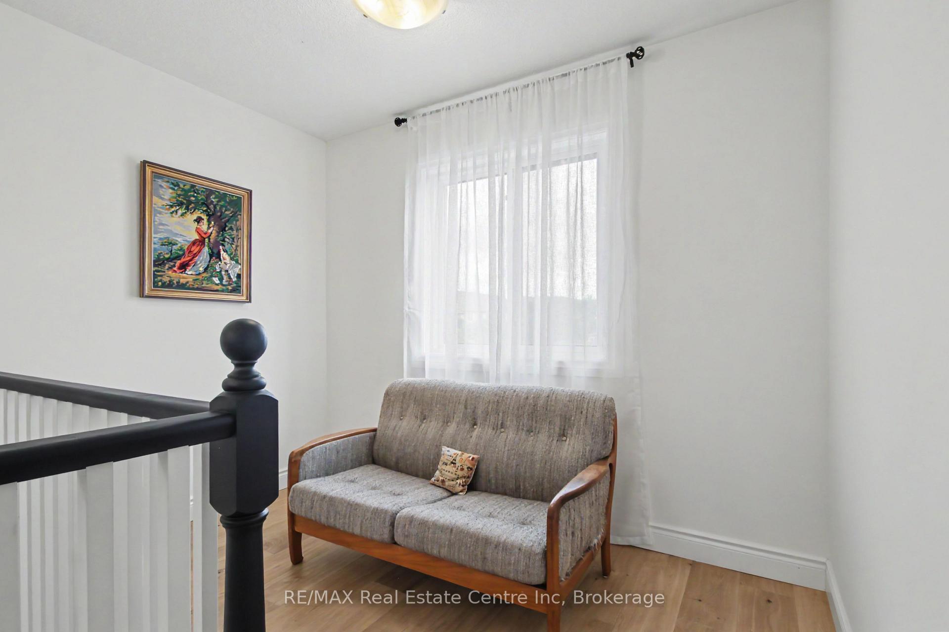 Photo 25 of 52 Washburn Drive, Guelph, Grange Road — HOMEH