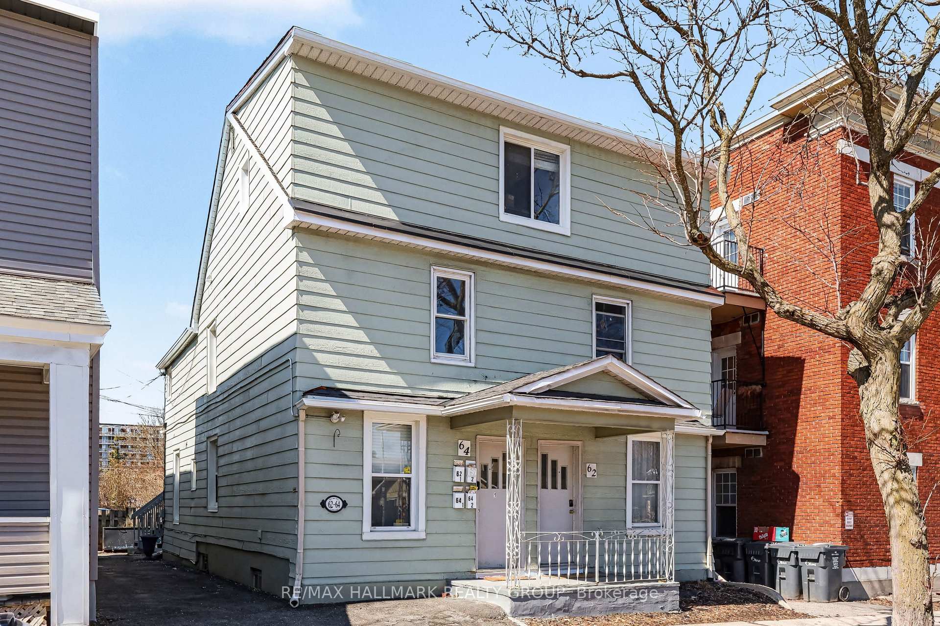 Front of Unit 2, 64 Cobourg Street