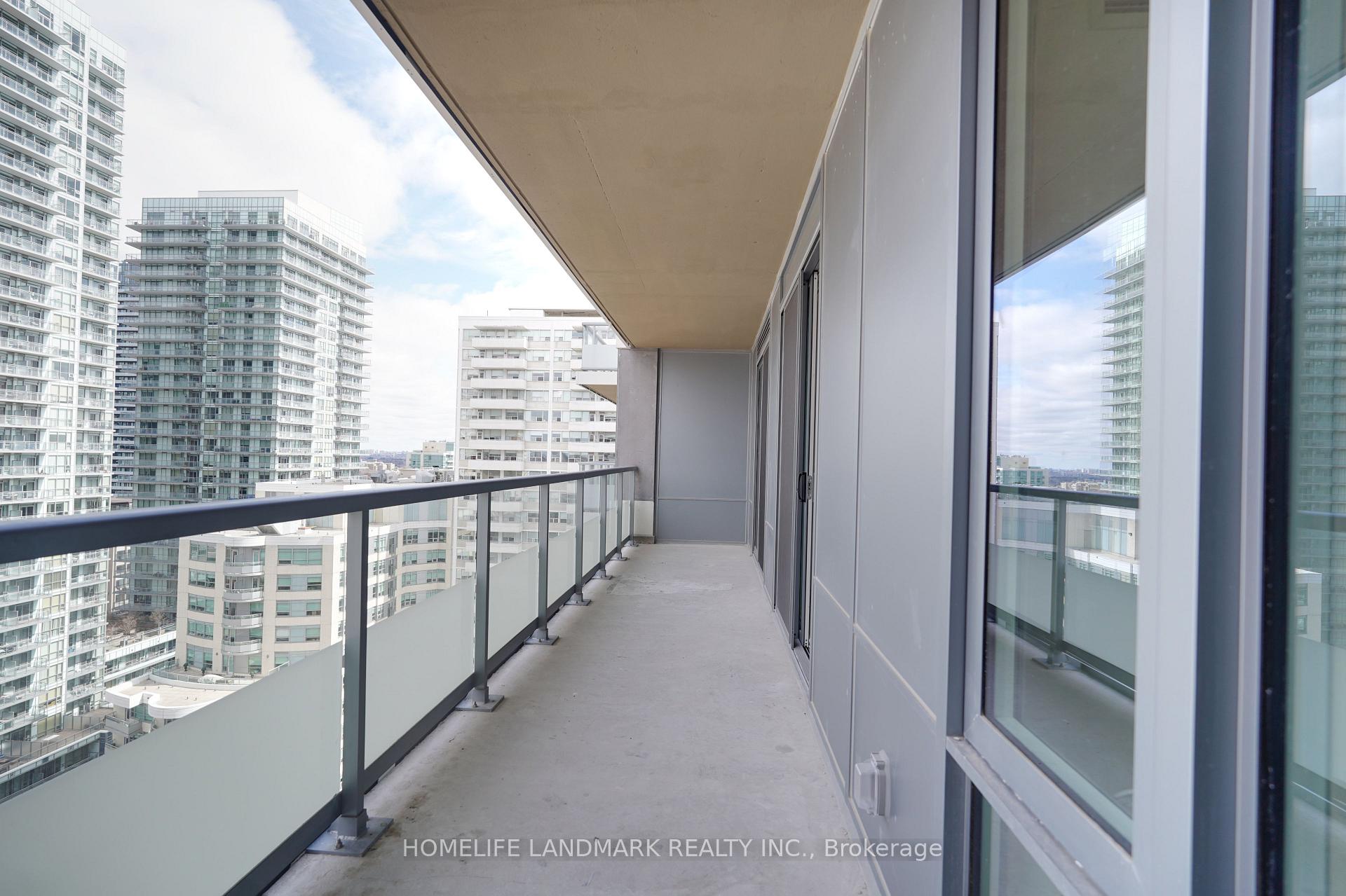 Photo 2 of Unit 2318, 50 Dunfield Avenue, Toronto, Mount Pleasant East — HOMEH