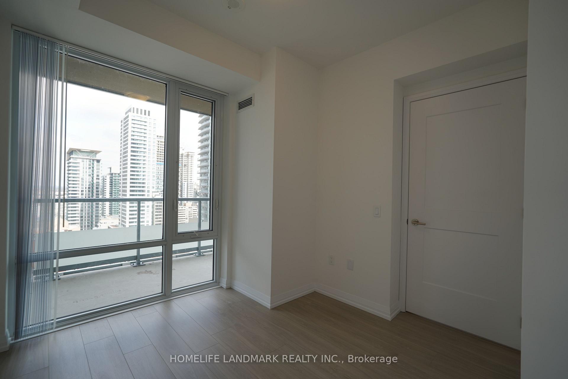 Photo 5 of Unit 2318, 50 Dunfield Avenue, Toronto, Mount Pleasant East — HOMEH