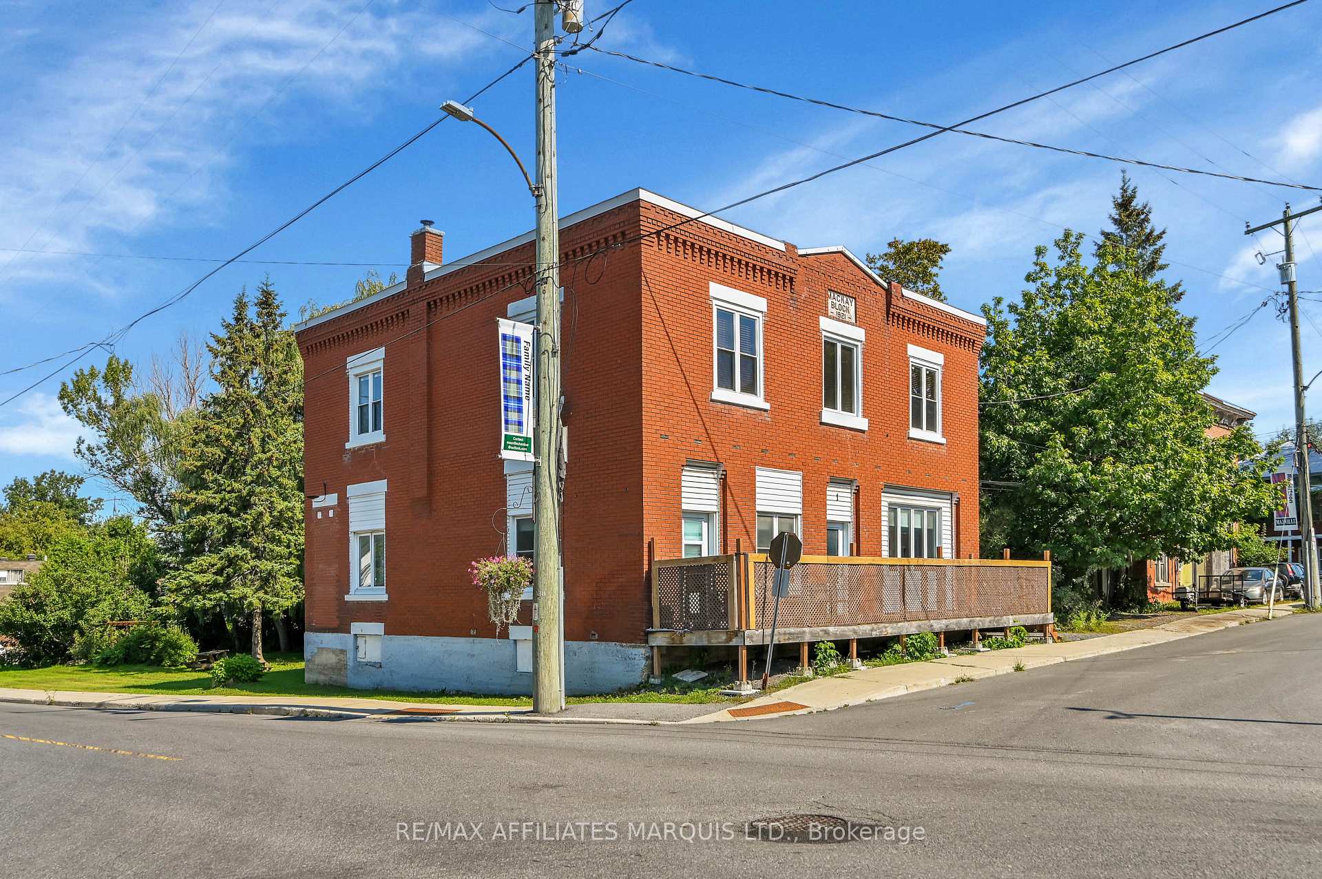 Photo 2 of 15 Mechanic Street E, North Glengarry, Maxville — HOMEH