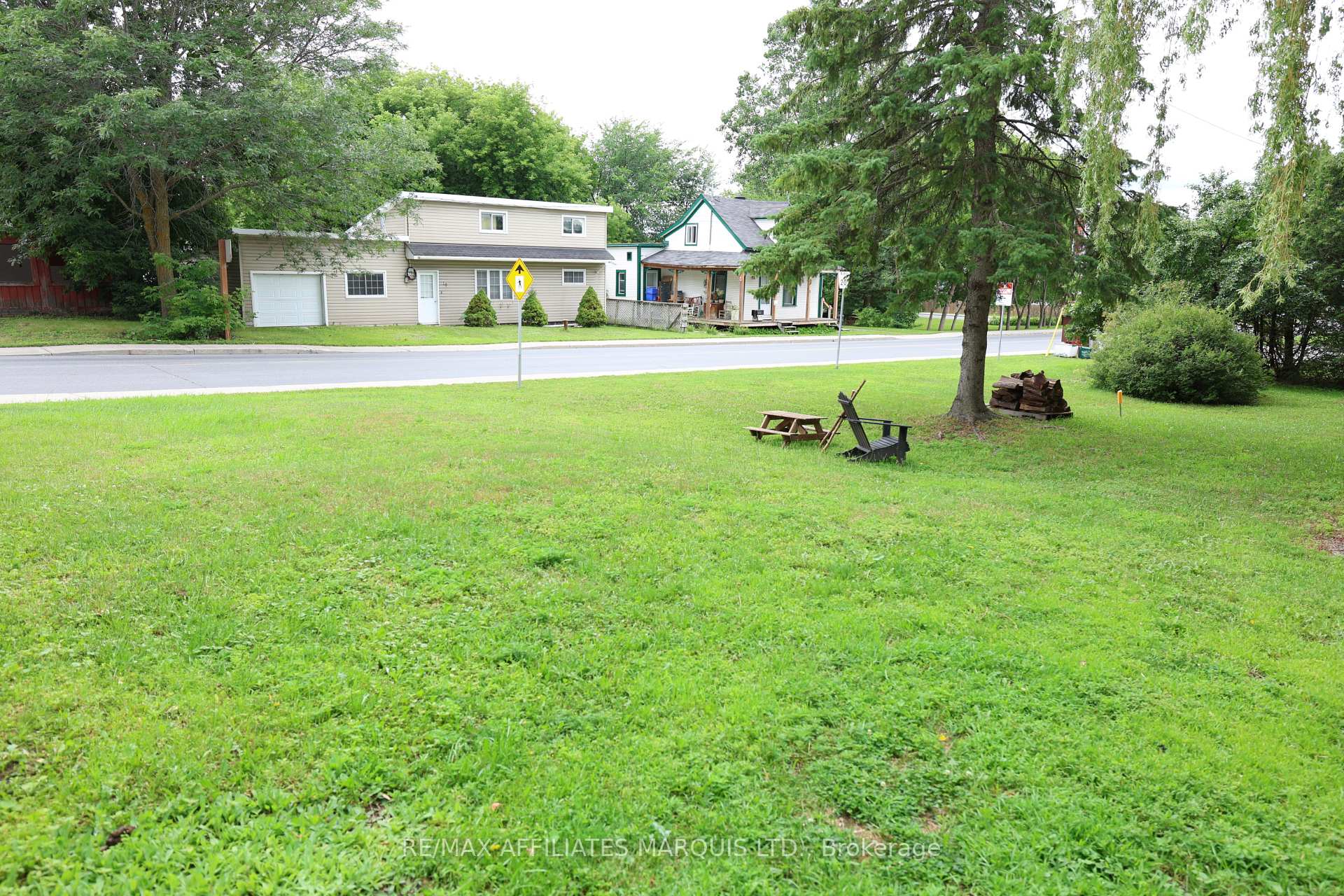 Photo 6 of 15 Mechanic Street E, North Glengarry, Maxville — HOMEH