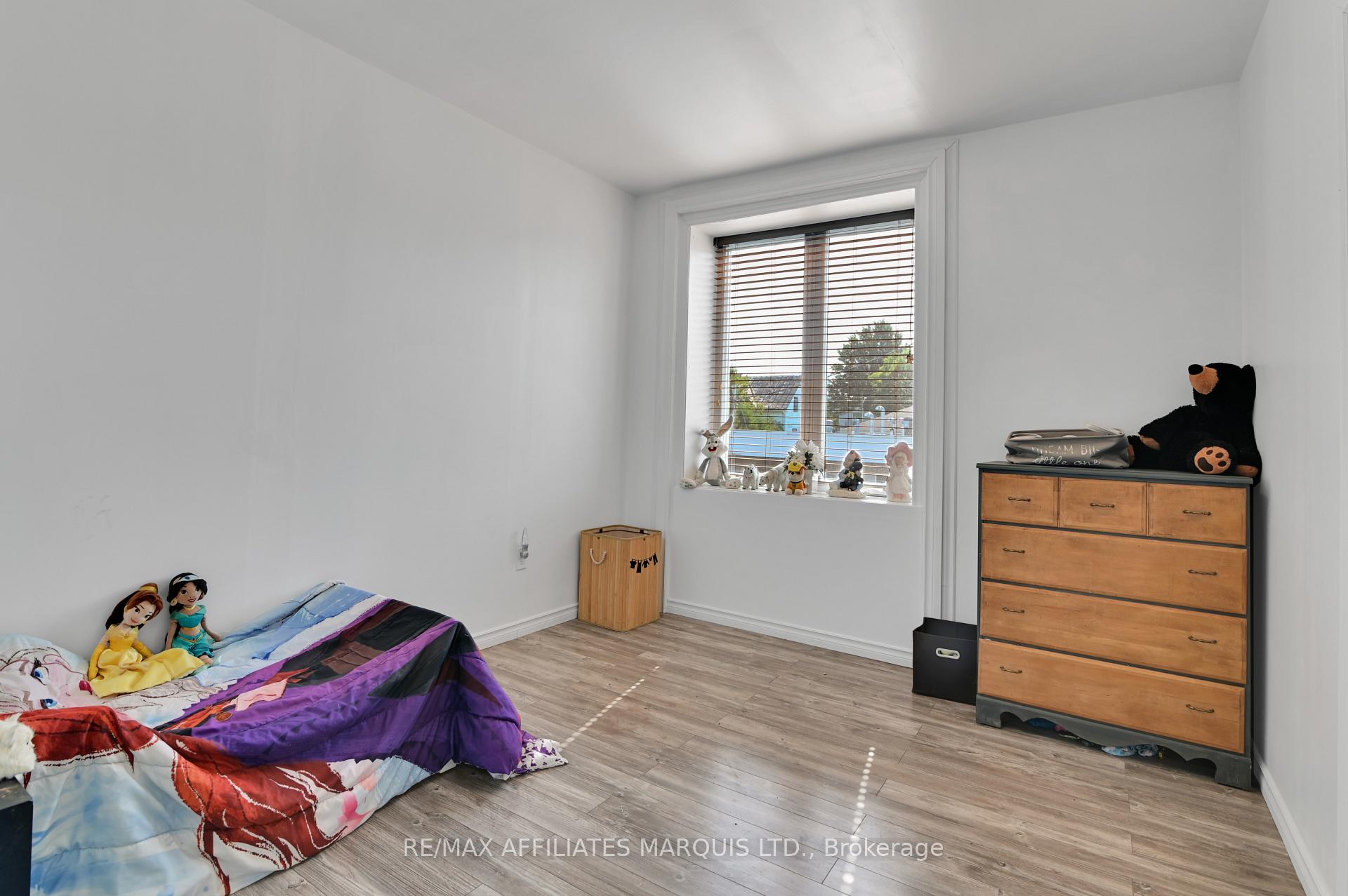 Photo 18 of 15 Mechanic Street E, North Glengarry, Maxville — HOMEH