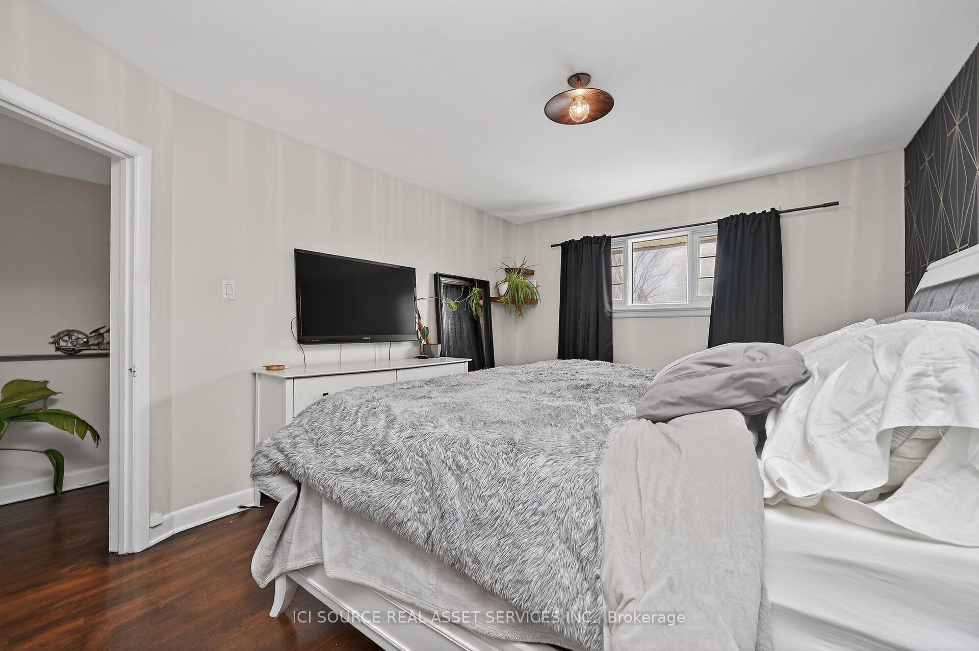 Photo 28 of 1126 Woodroffe Avenue, Ottawa, Kenson Park — HOMEH