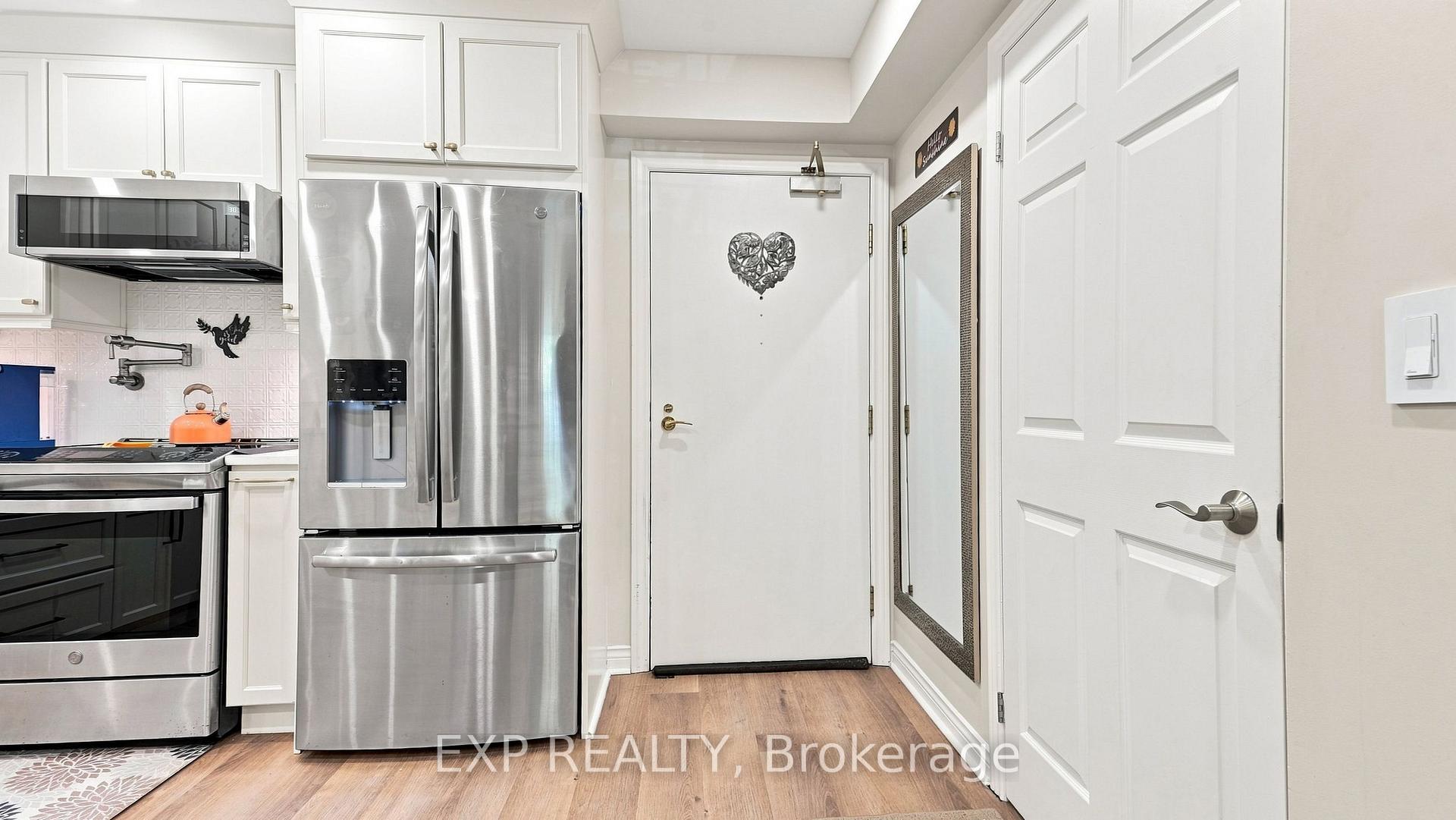 Photo 3 of Unit 104, 70 Main Street, St. Catharines, Port Dalhousie — HOMEH