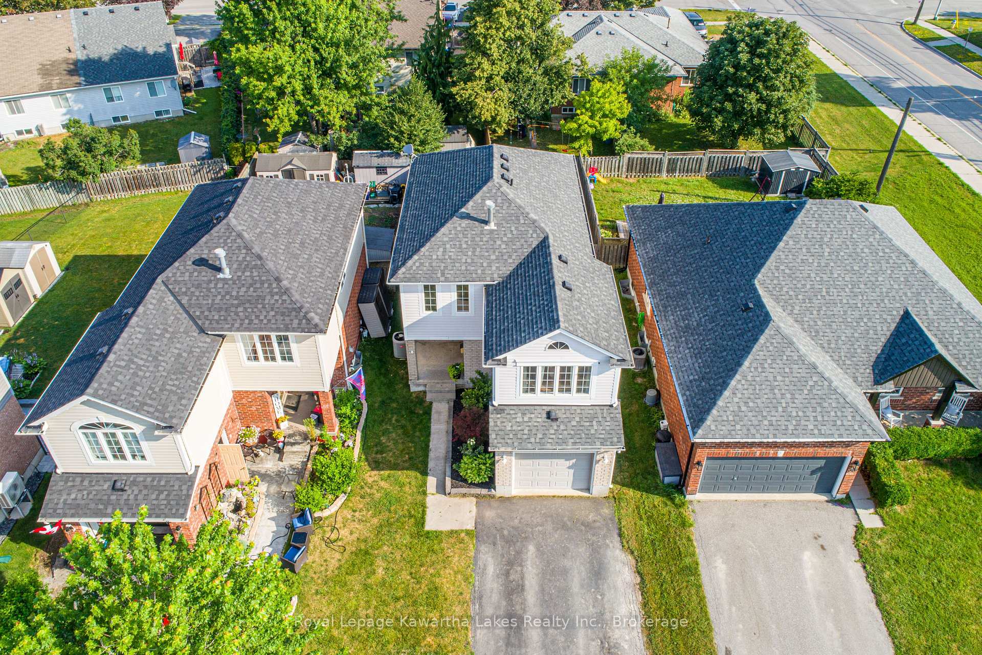 Photo 36 of 28 Lang Court, Kawartha Lakes, Lindsay — HOMEH