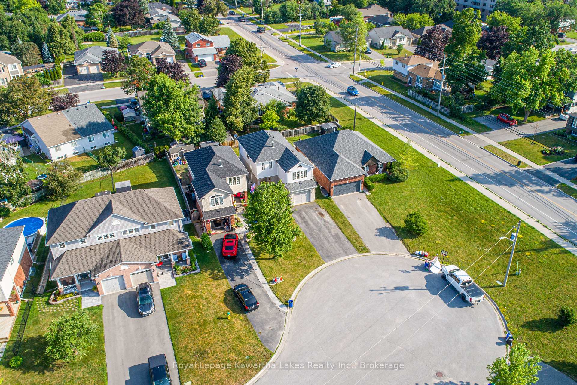 Photo 39 of 28 Lang Court, Kawartha Lakes, Lindsay — HOMEH