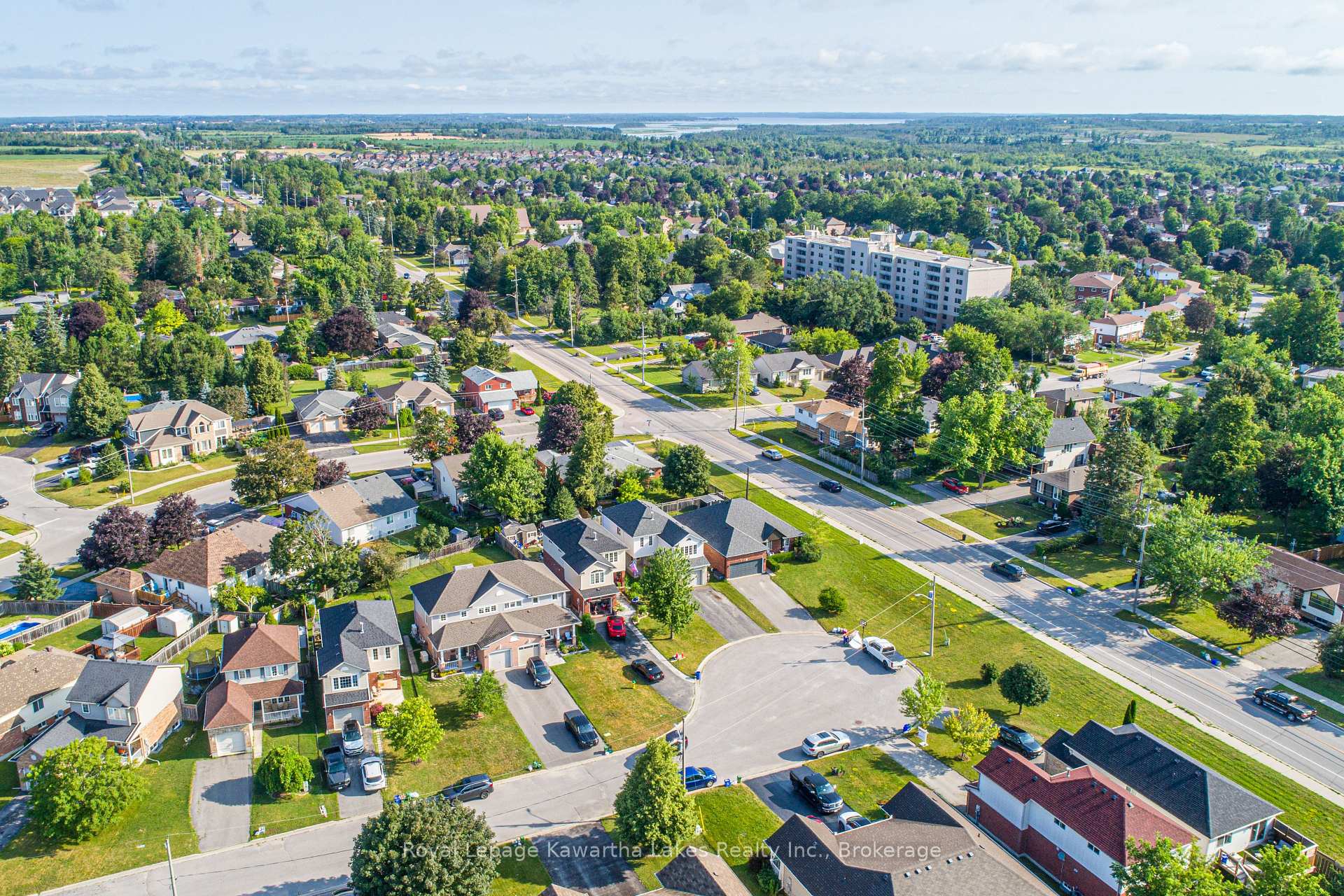 Photo 40 of 28 Lang Court, Kawartha Lakes, Lindsay — HOMEH