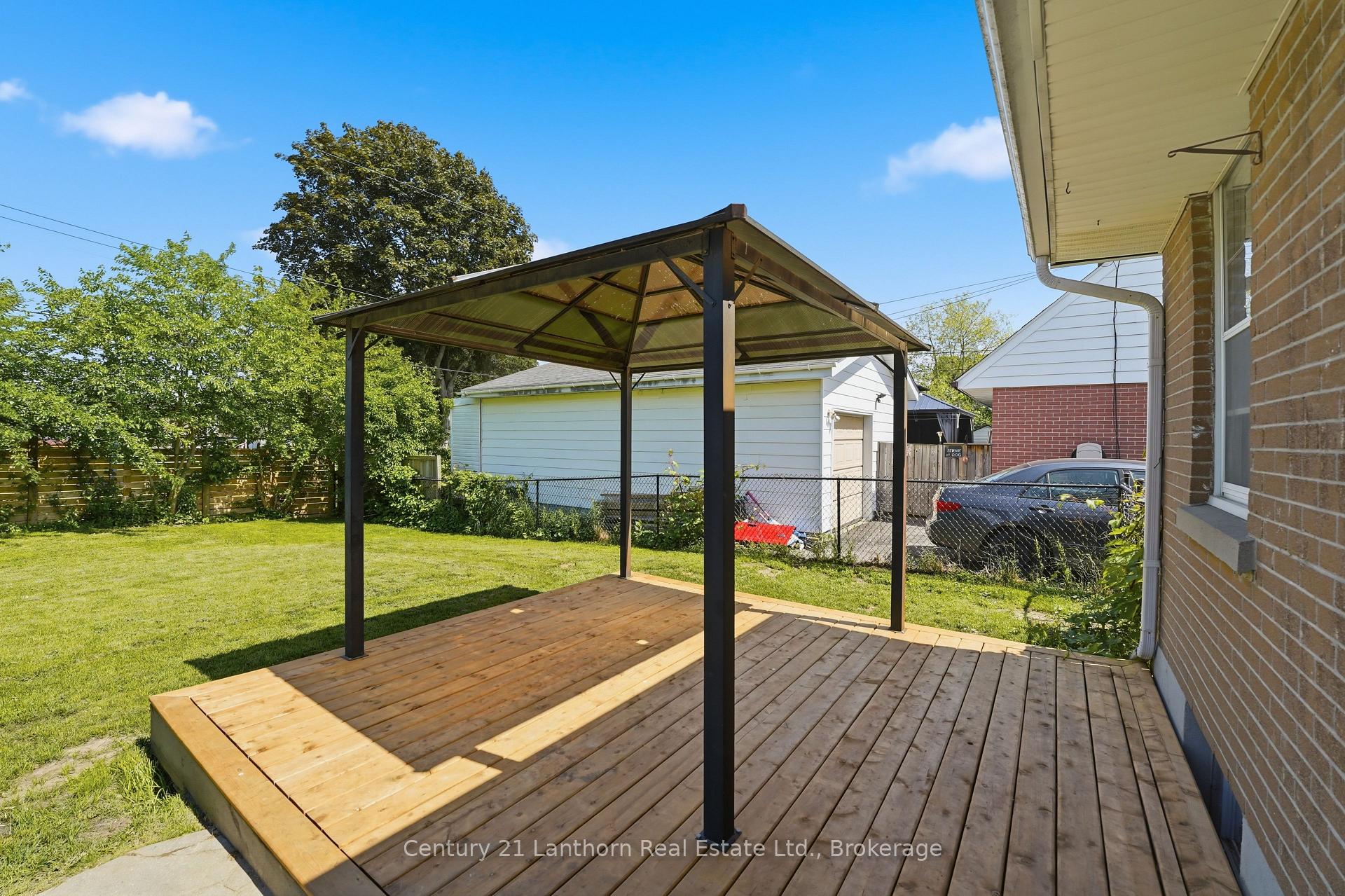 Photo 22 of 63 Fourth Avenue, Quinte West, Trenton Ward — HOMEH