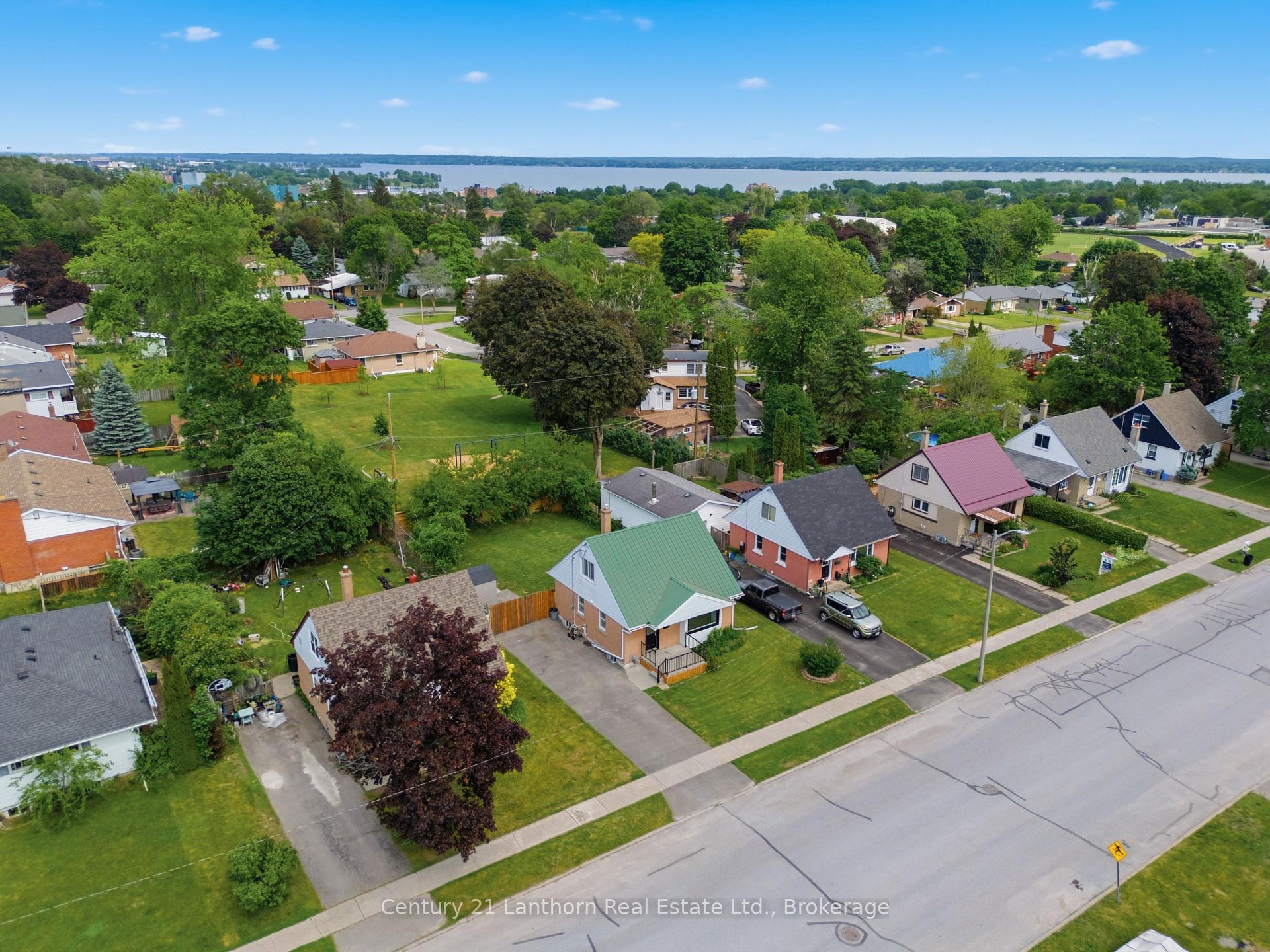 Photo 27 of 63 Fourth Avenue, Quinte West, Trenton Ward — HOMEH