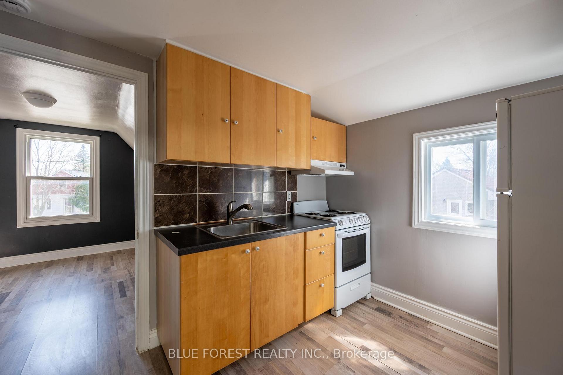 Photo 18 of 751 Curry Street, London, East G — HOMEH