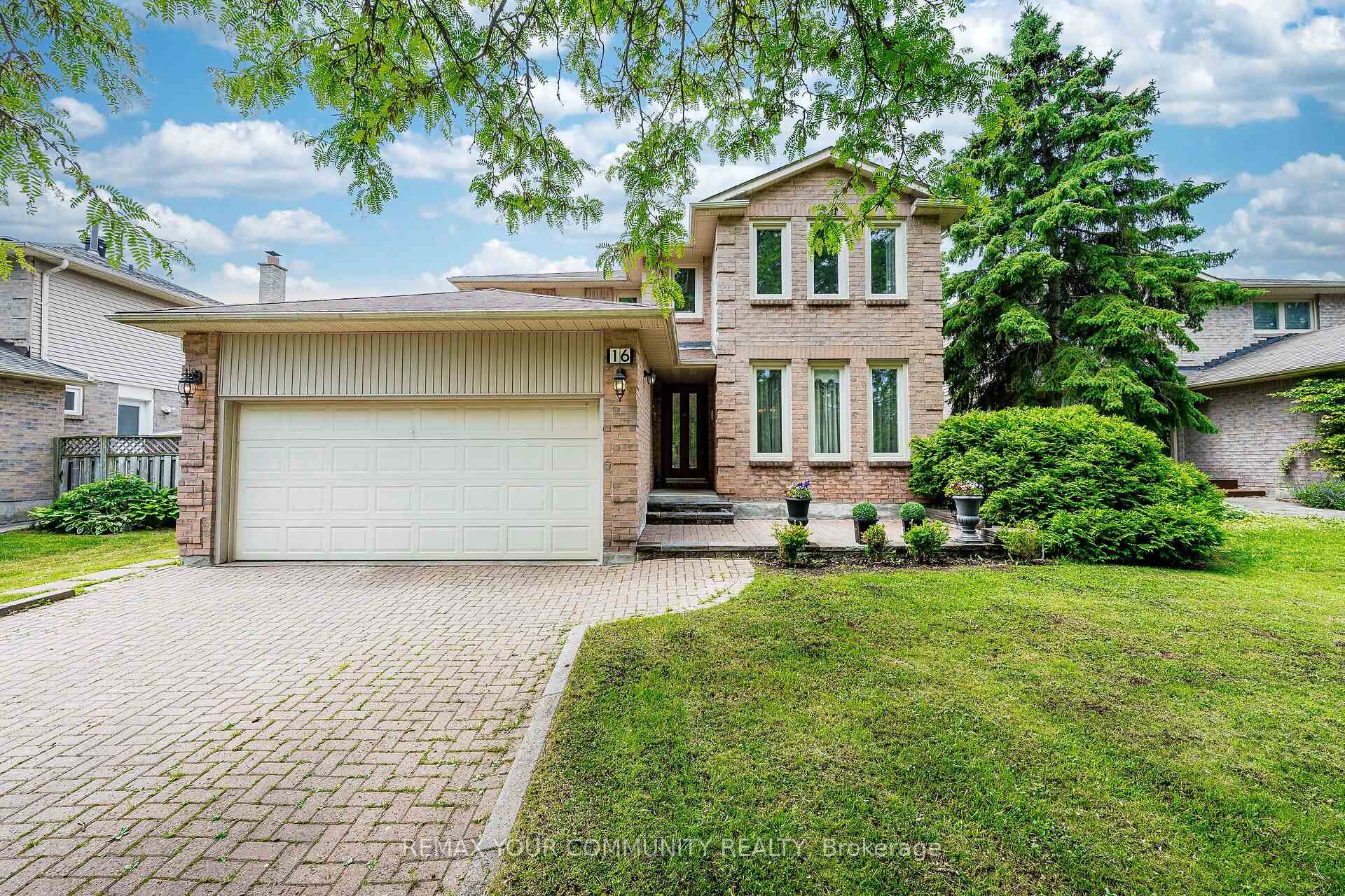 Photo 1 of 16 Valleyview Road, Markham, Thornlea — HOMEH