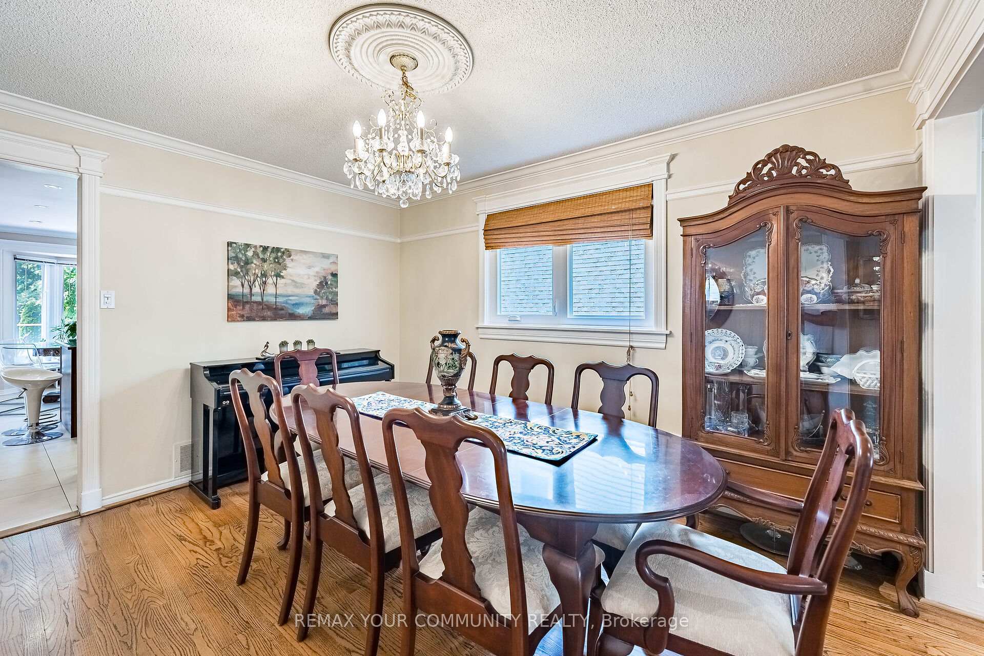 Photo 4 of 16 Valleyview Road, Markham, Thornlea — HOMEH