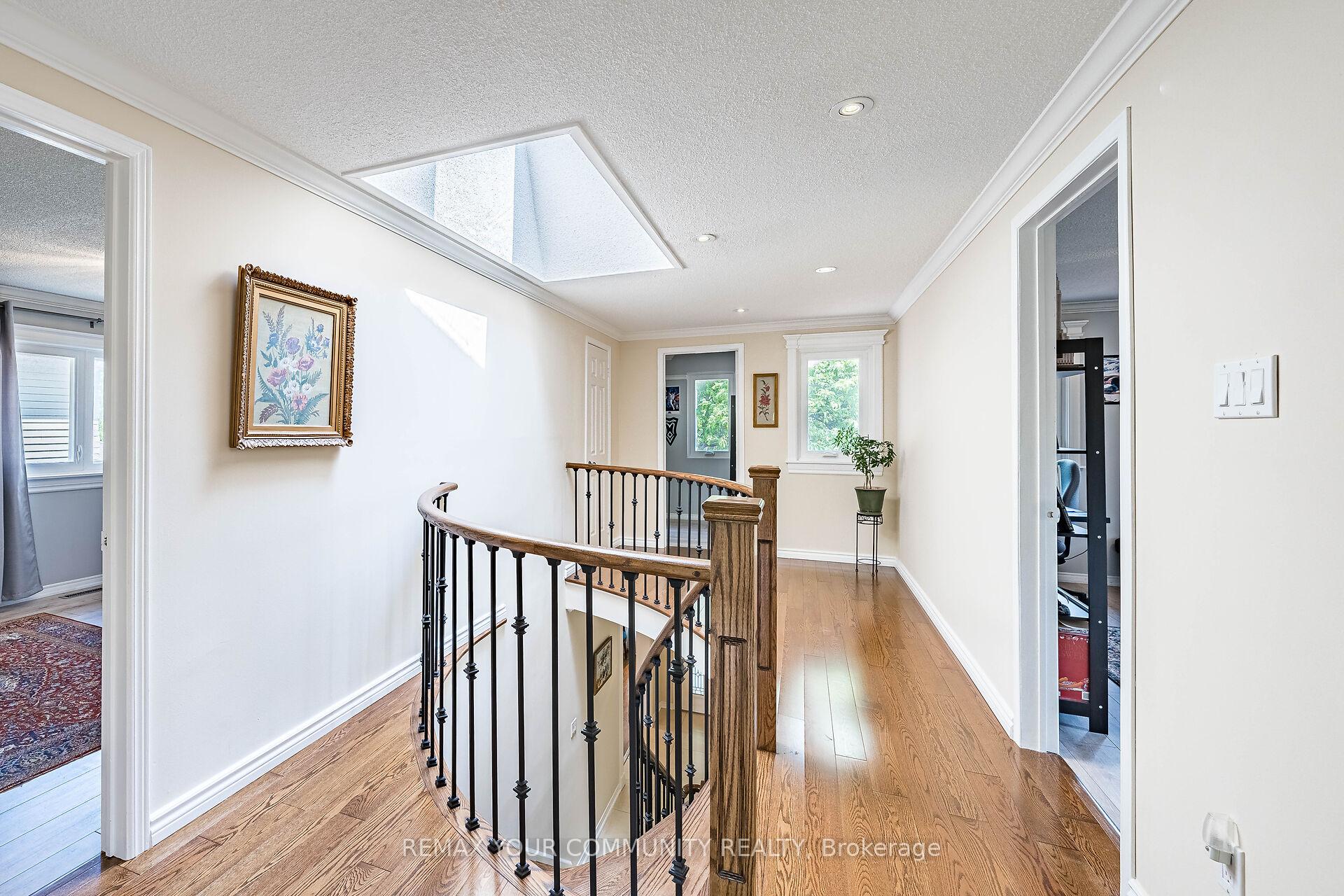 Photo 20 of 16 Valleyview Road, Markham, Thornlea — HOMEH