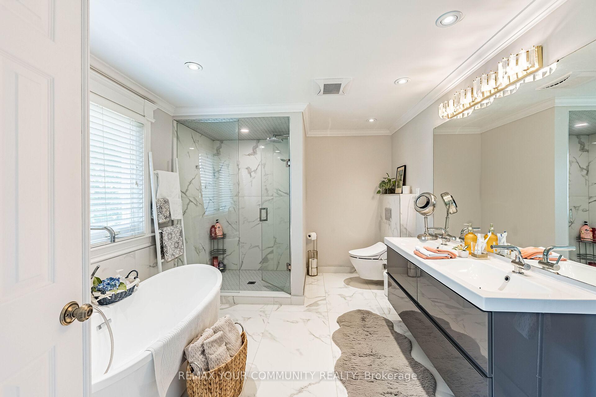 Photo 23 of 16 Valleyview Road, Markham, Thornlea — HOMEH
