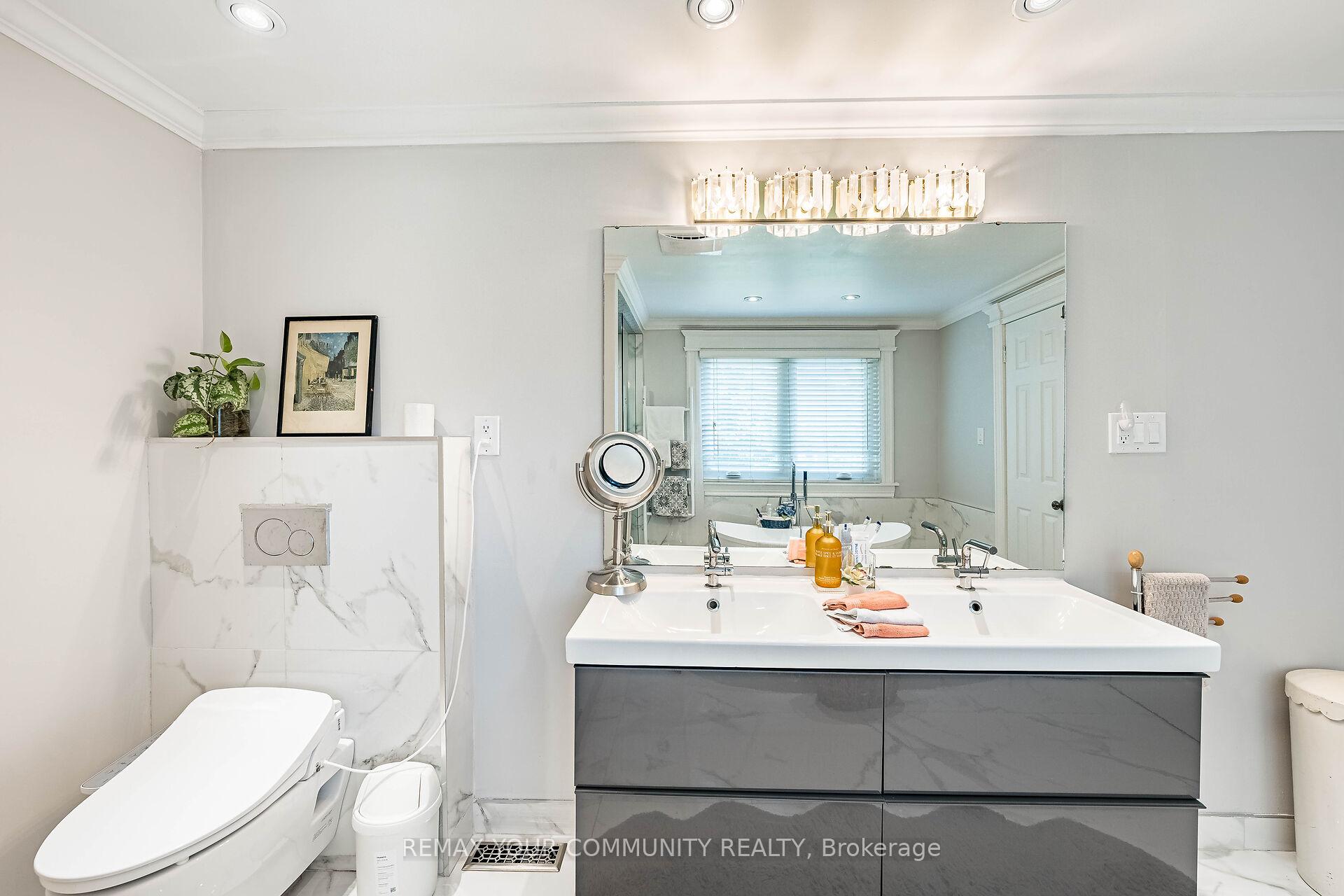 Photo 25 of 16 Valleyview Road, Markham, Thornlea — HOMEH
