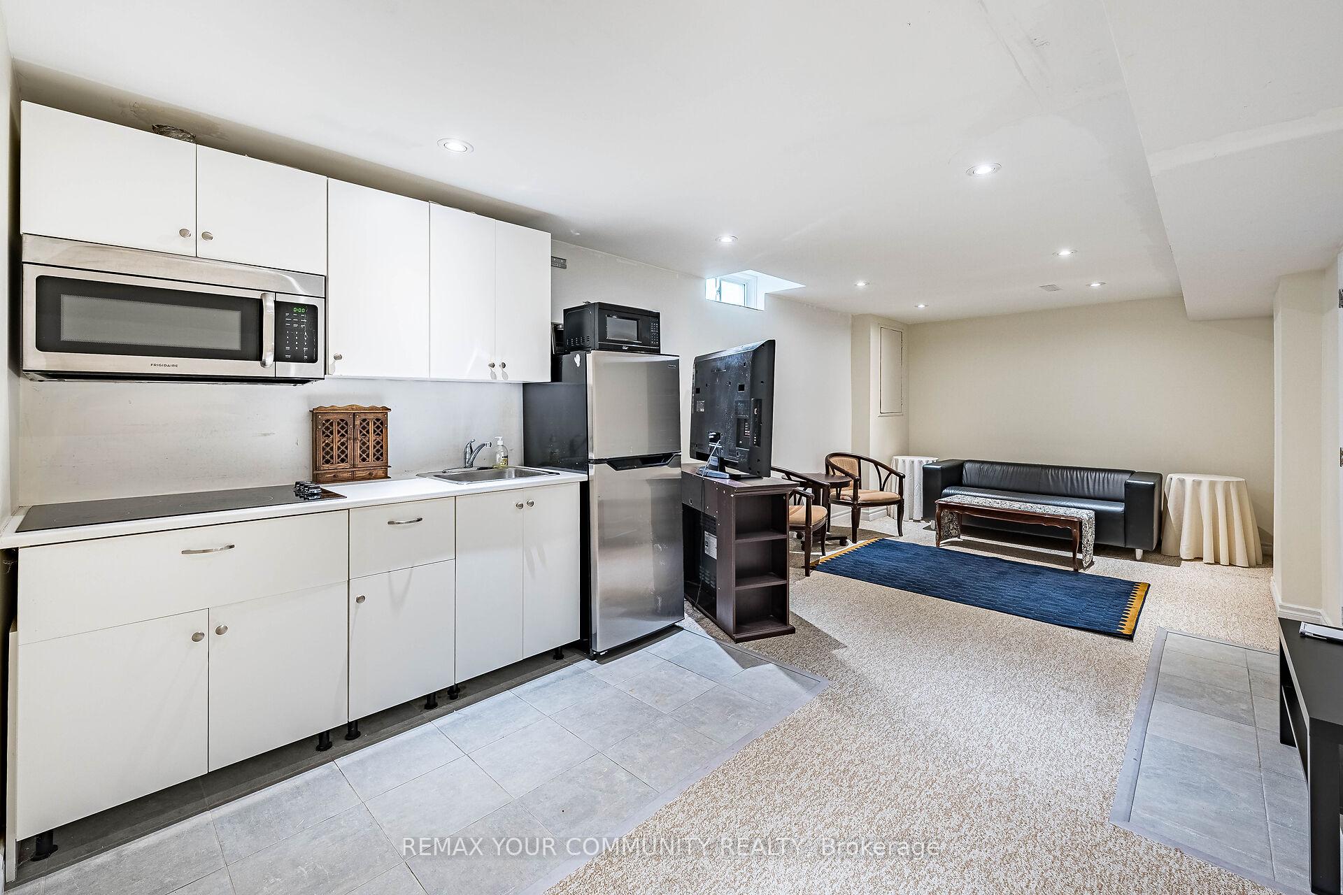 Photo 37 of 16 Valleyview Road, Markham, Thornlea — HOMEH