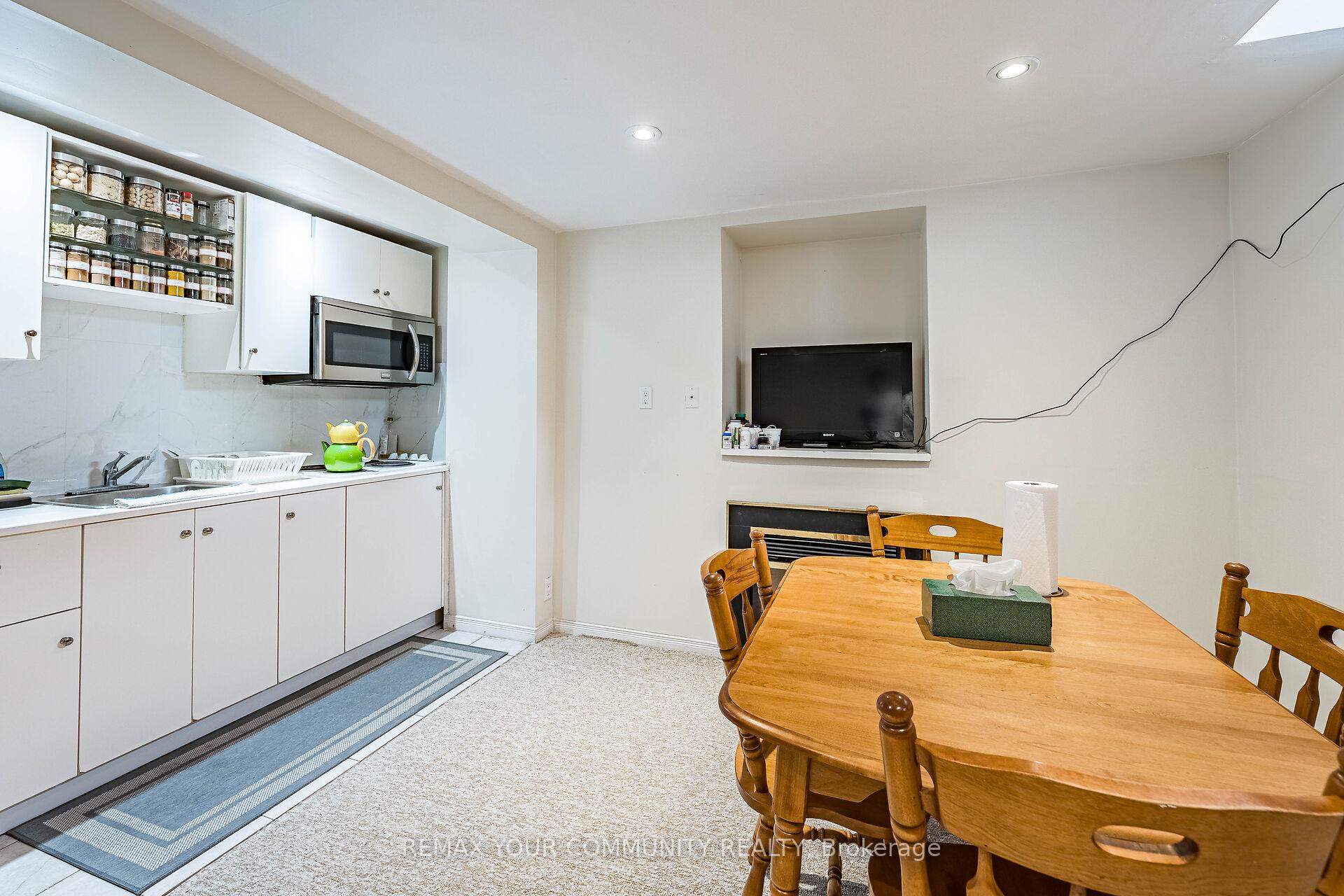 Photo 40 of 16 Valleyview Road, Markham, Thornlea — HOMEH