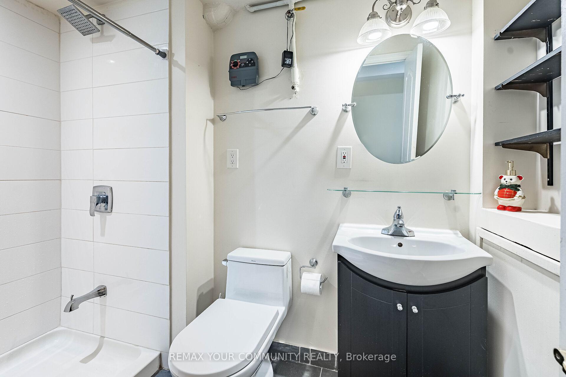 Photo 42 of 16 Valleyview Road, Markham, Thornlea — HOMEH