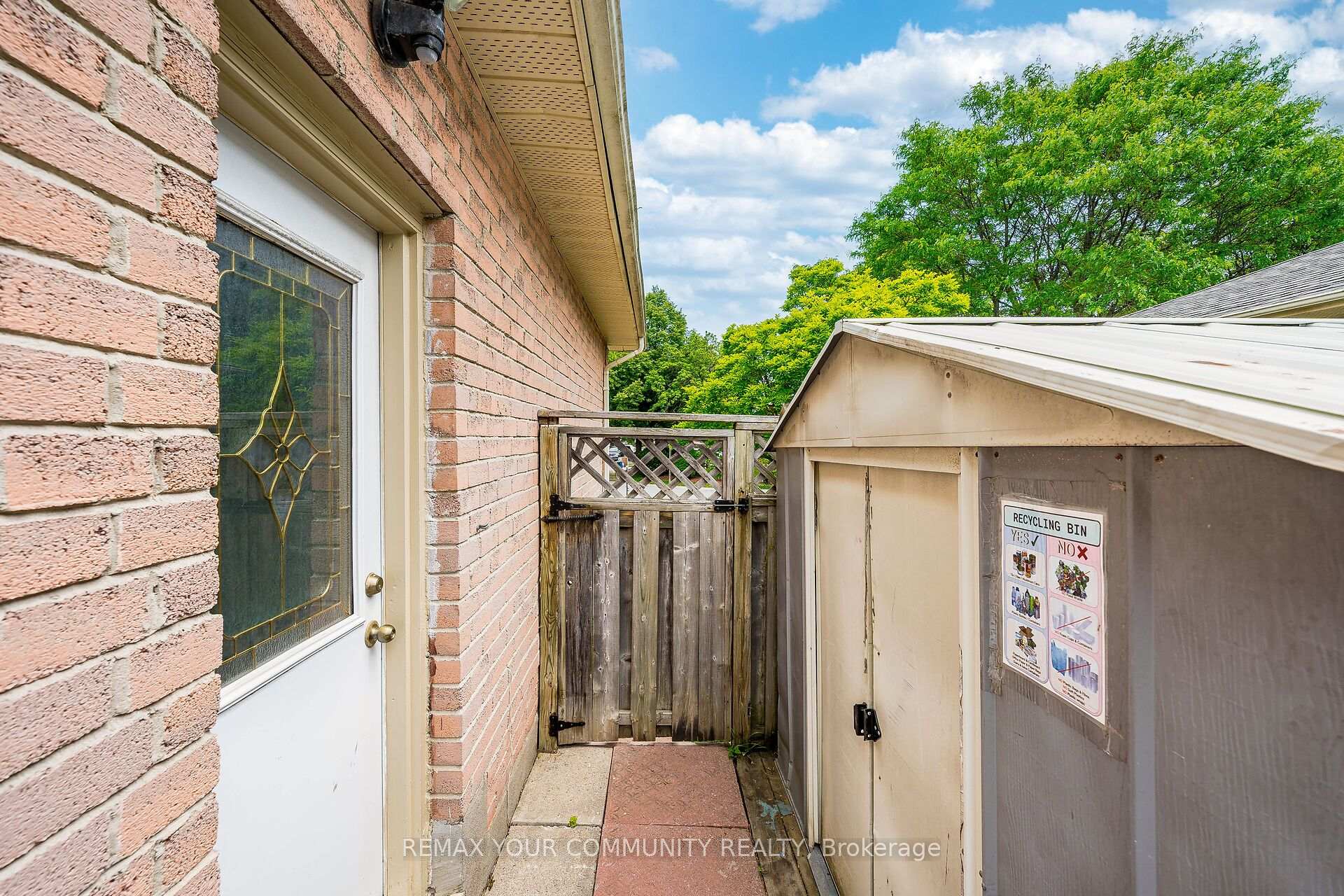 Photo 43 of 16 Valleyview Road, Markham, Thornlea — HOMEH