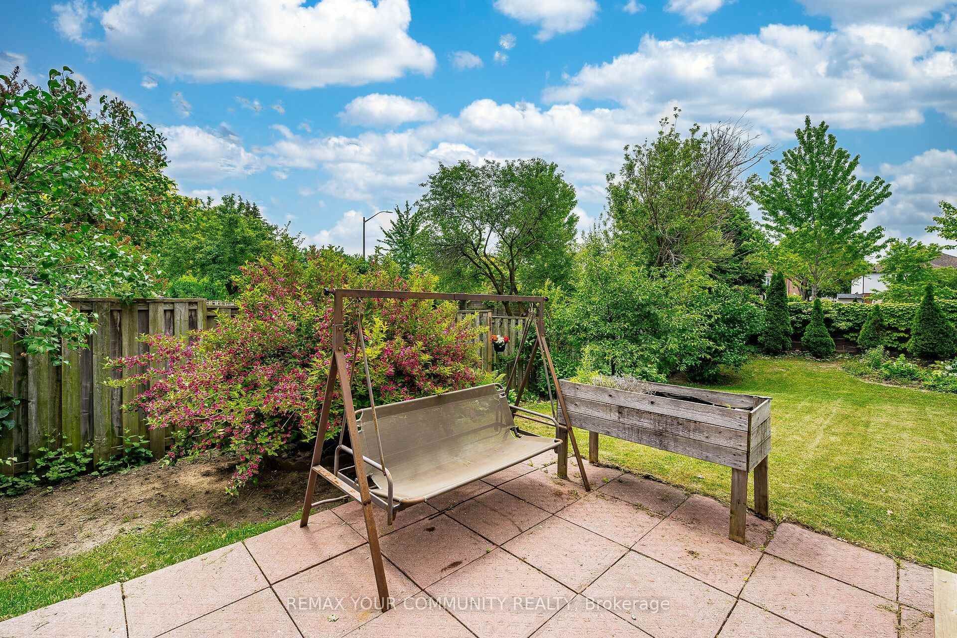 Photo 49 of 16 Valleyview Road, Markham, Thornlea — HOMEH
