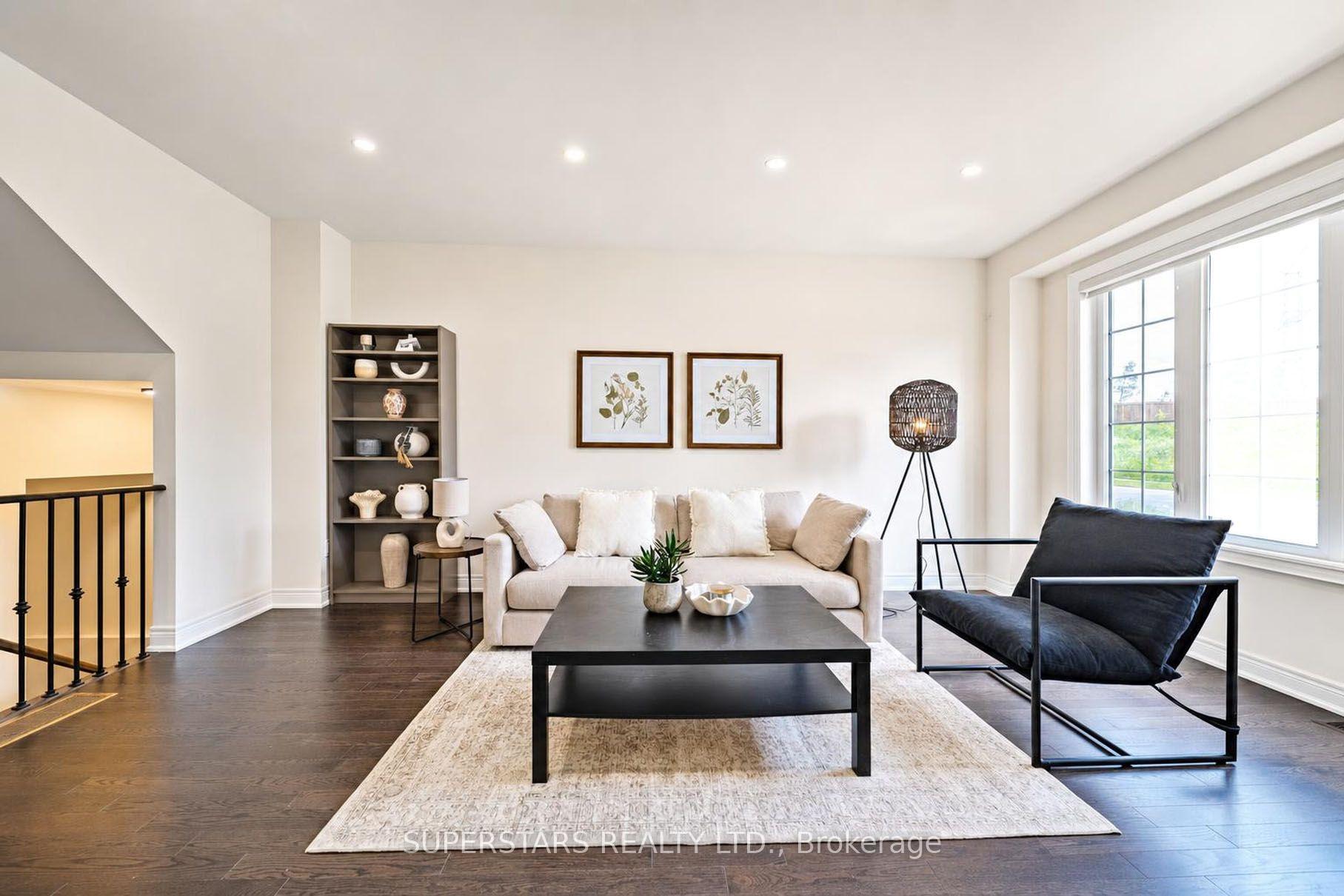 Photo 5 of 321 Kirkham Drive, Markham, Cedarwood — HOMEH