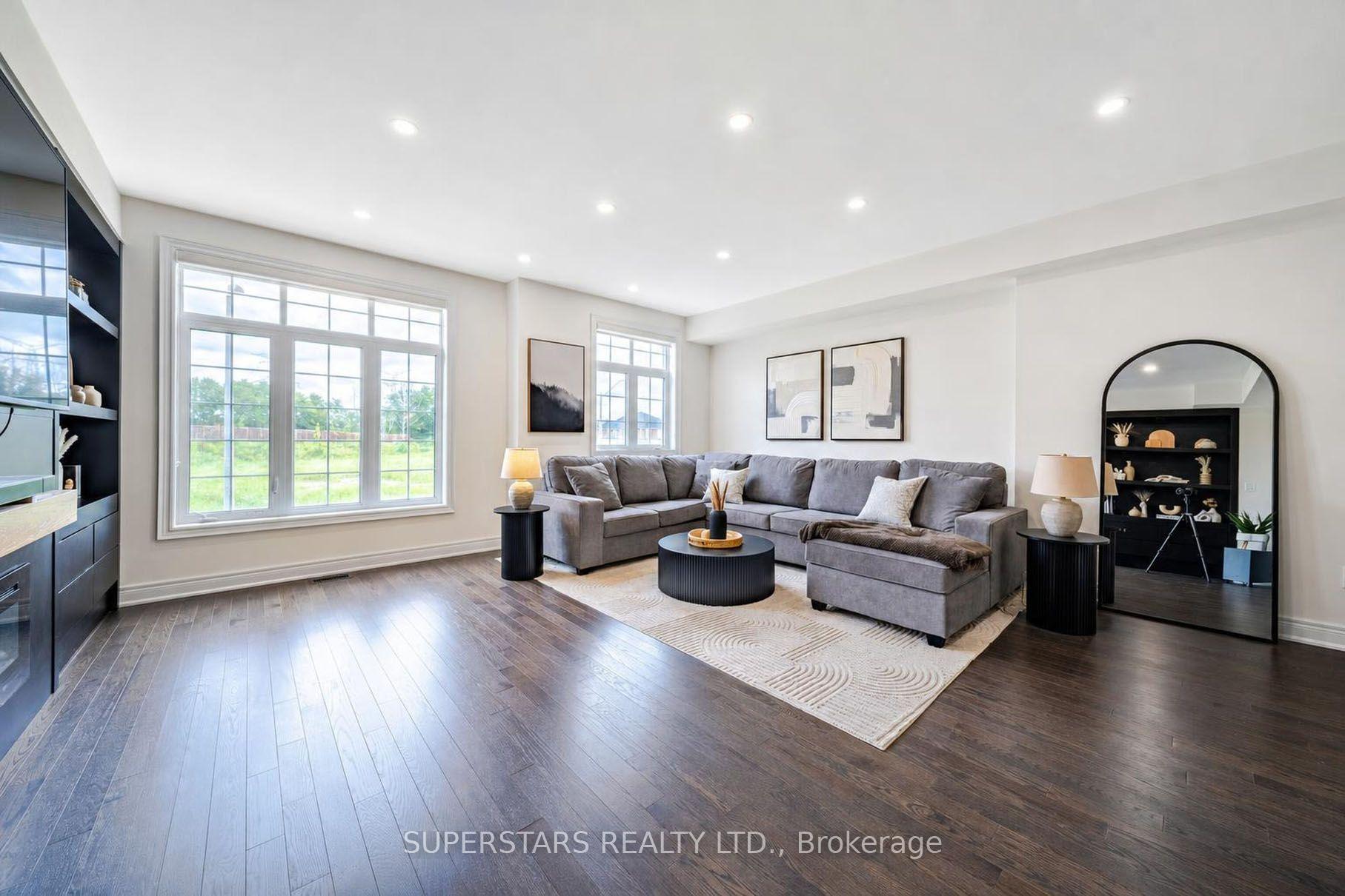 Photo 6 of 321 Kirkham Drive, Markham, Cedarwood — HOMEH